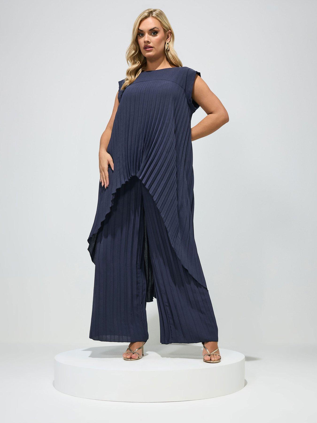 Image 3 of 4 of Yours Curve Pleat Detail Top &amp; Trousers Set