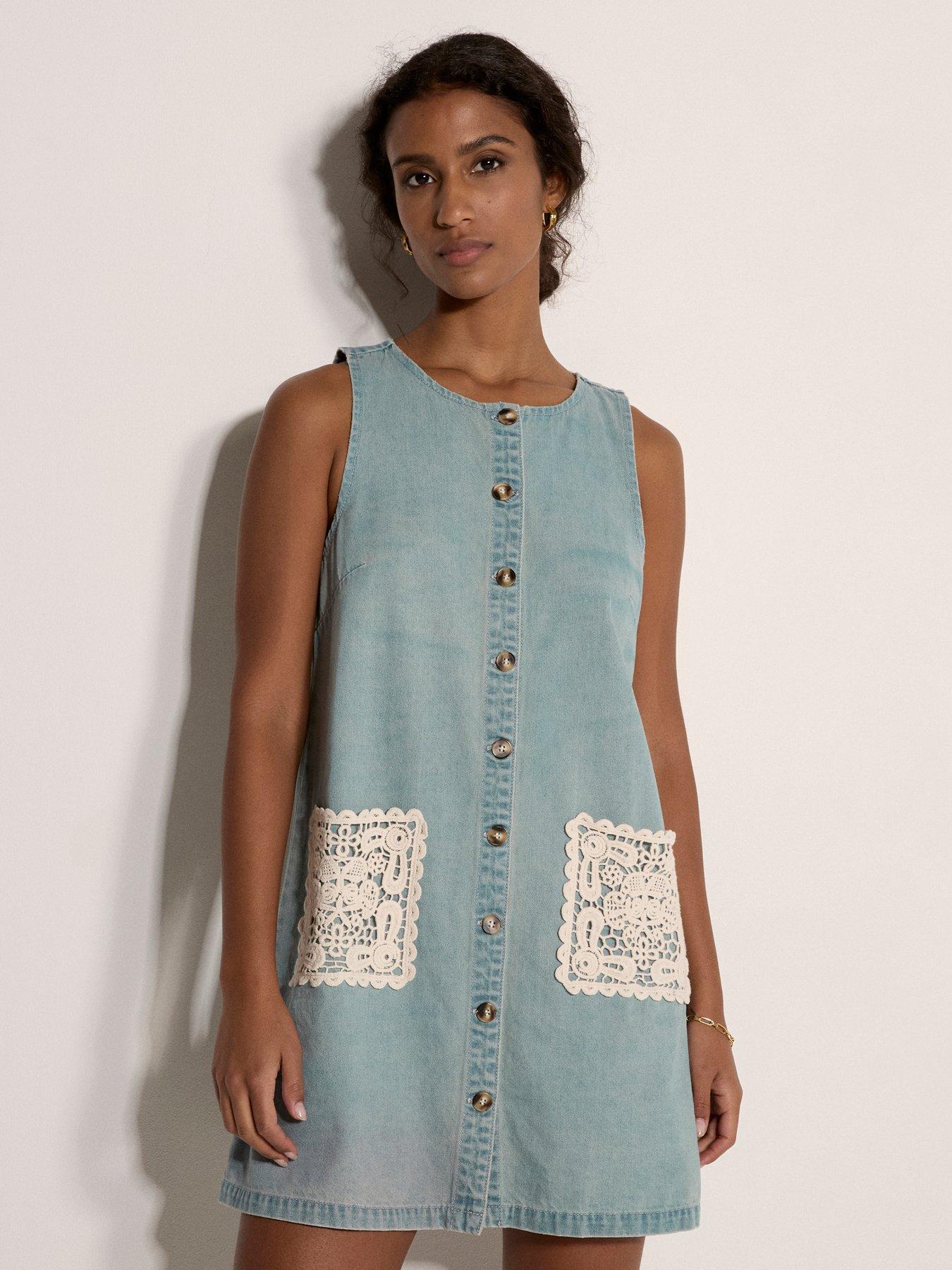 Apricot Button Through Denim Shift Dress With Crotchet Patch Pockets - Blue