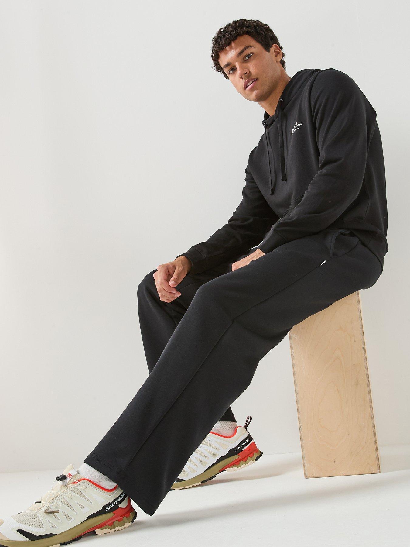 Image 1 of 6 of Jack & Jones Bill Bradley Straight Leg Joggers - Black