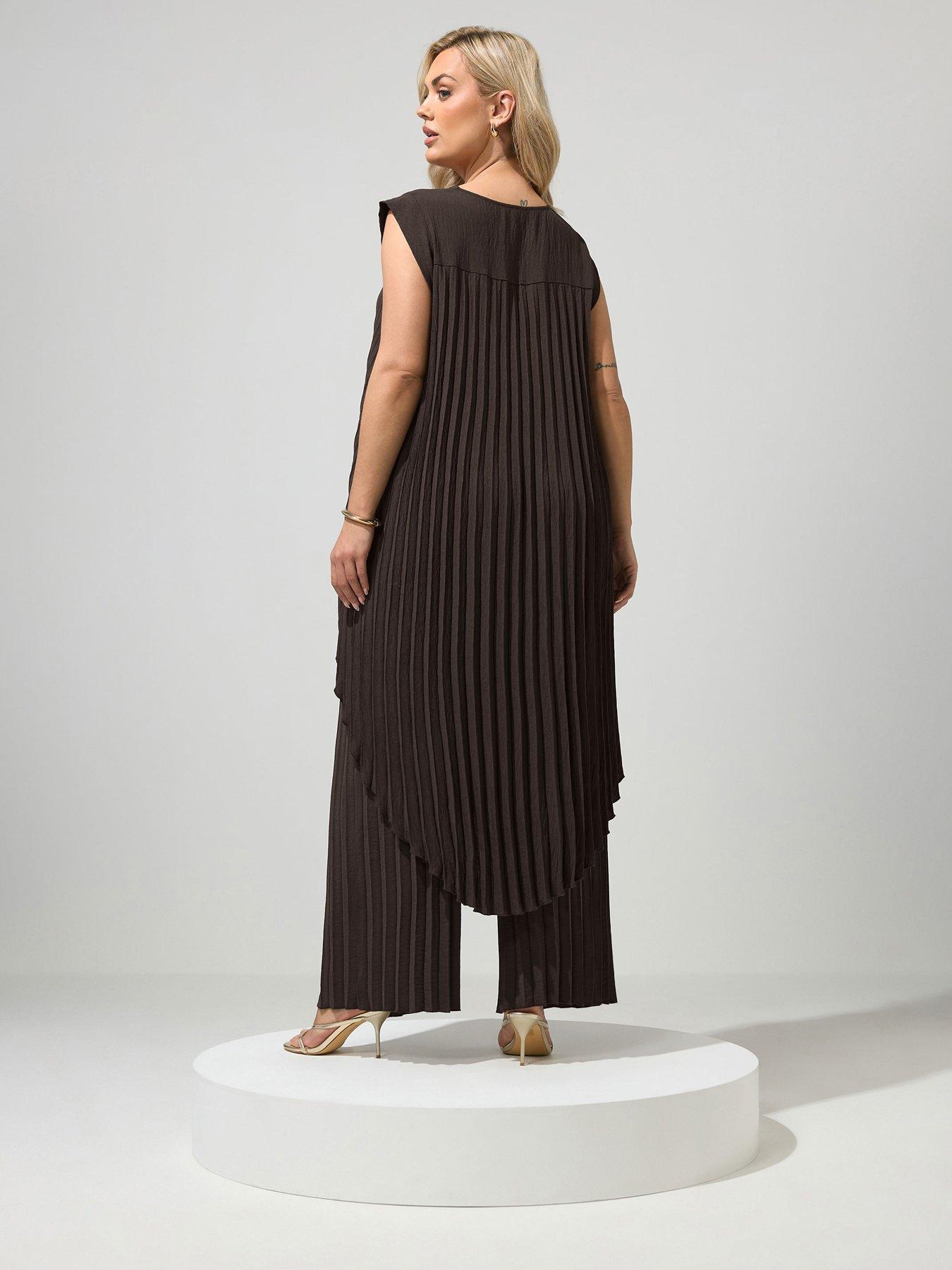 Image 2 of 4 of Yours Curve Pleat Detail Top &amp; Trousers Set