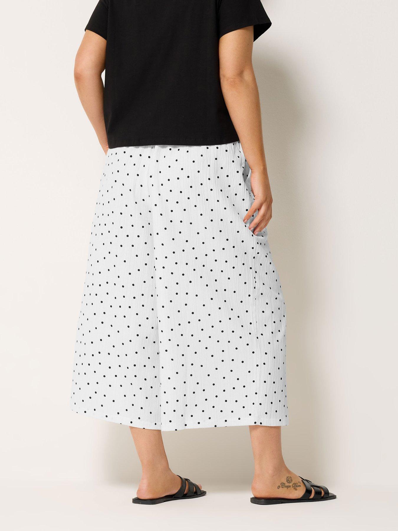Image 2 of 5 of Yours Curve Polkadot Print Woven Culotte - White