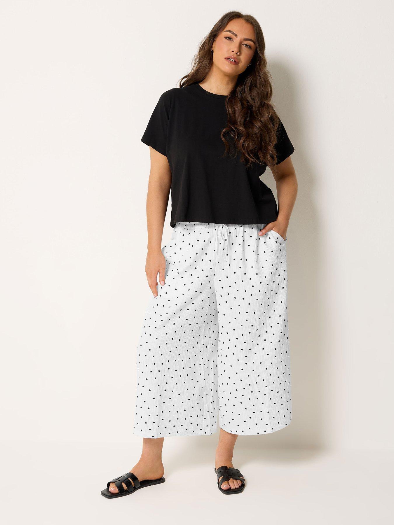 Image 3 of 5 of Yours Curve Polkadot Print Woven Culotte - White