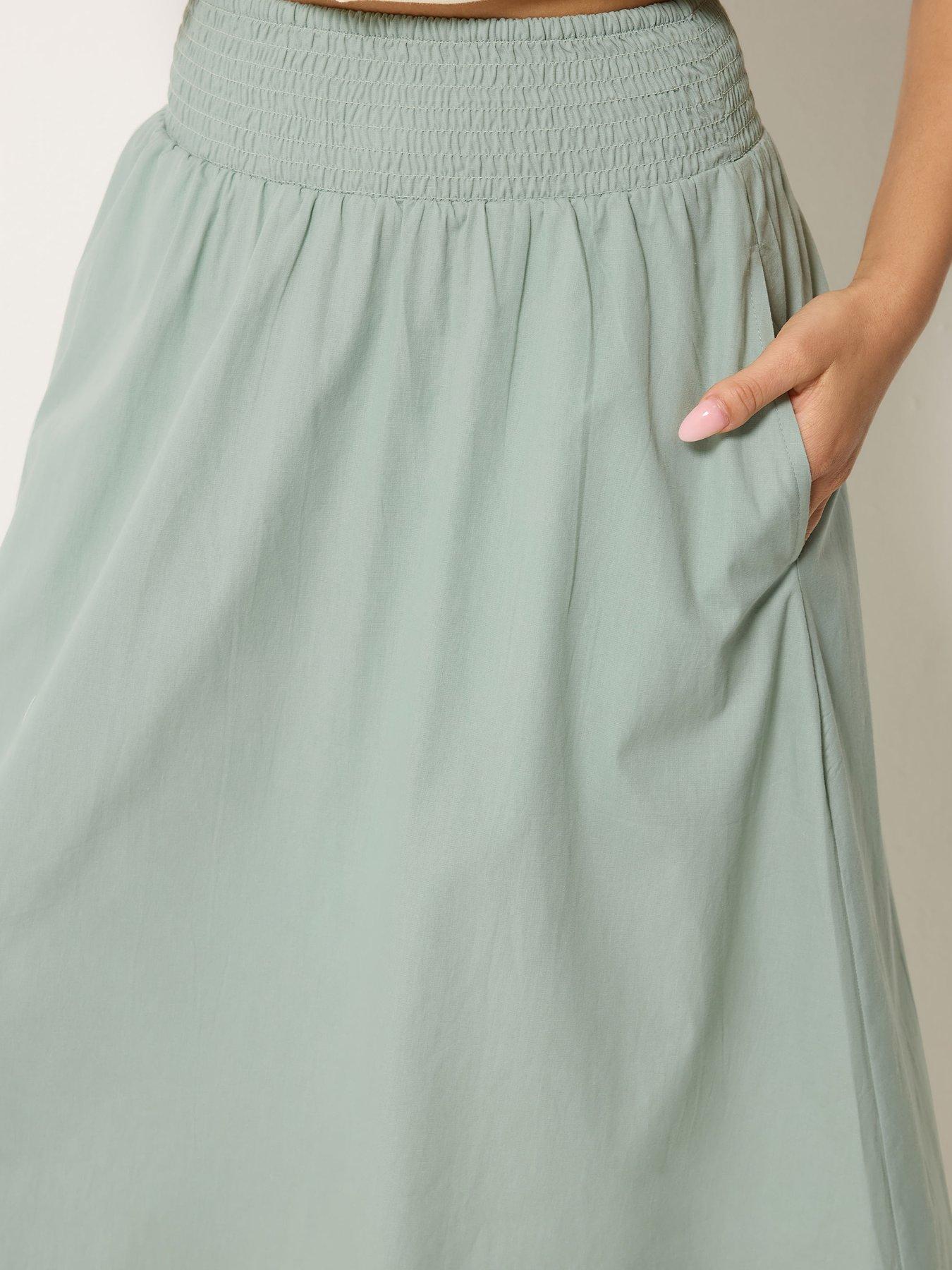 Image 4 of 4 of PixieGirl Petite Poplin Shirred Midi Skirt - Green