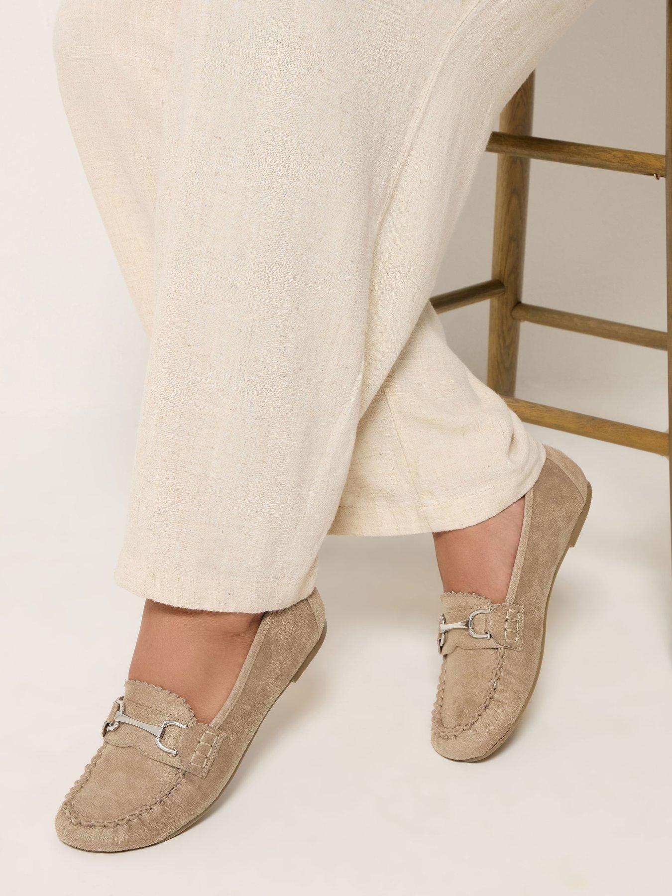 Yours Wide Fit Snaffle Trim Shoe - Cream