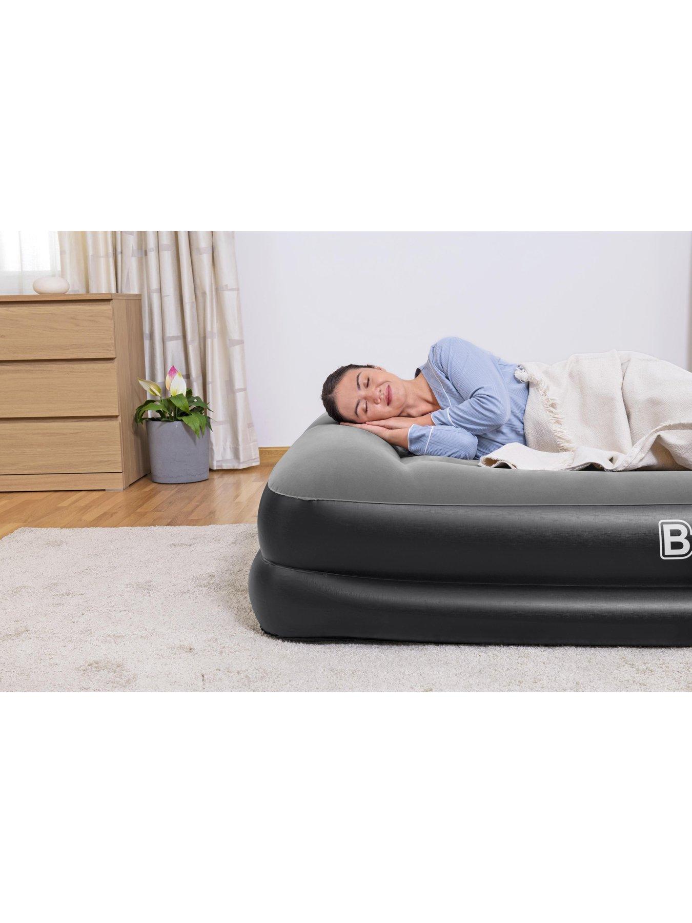 Image 4 of 7 of Bestway TriTech Queen Airbed with AC Pump