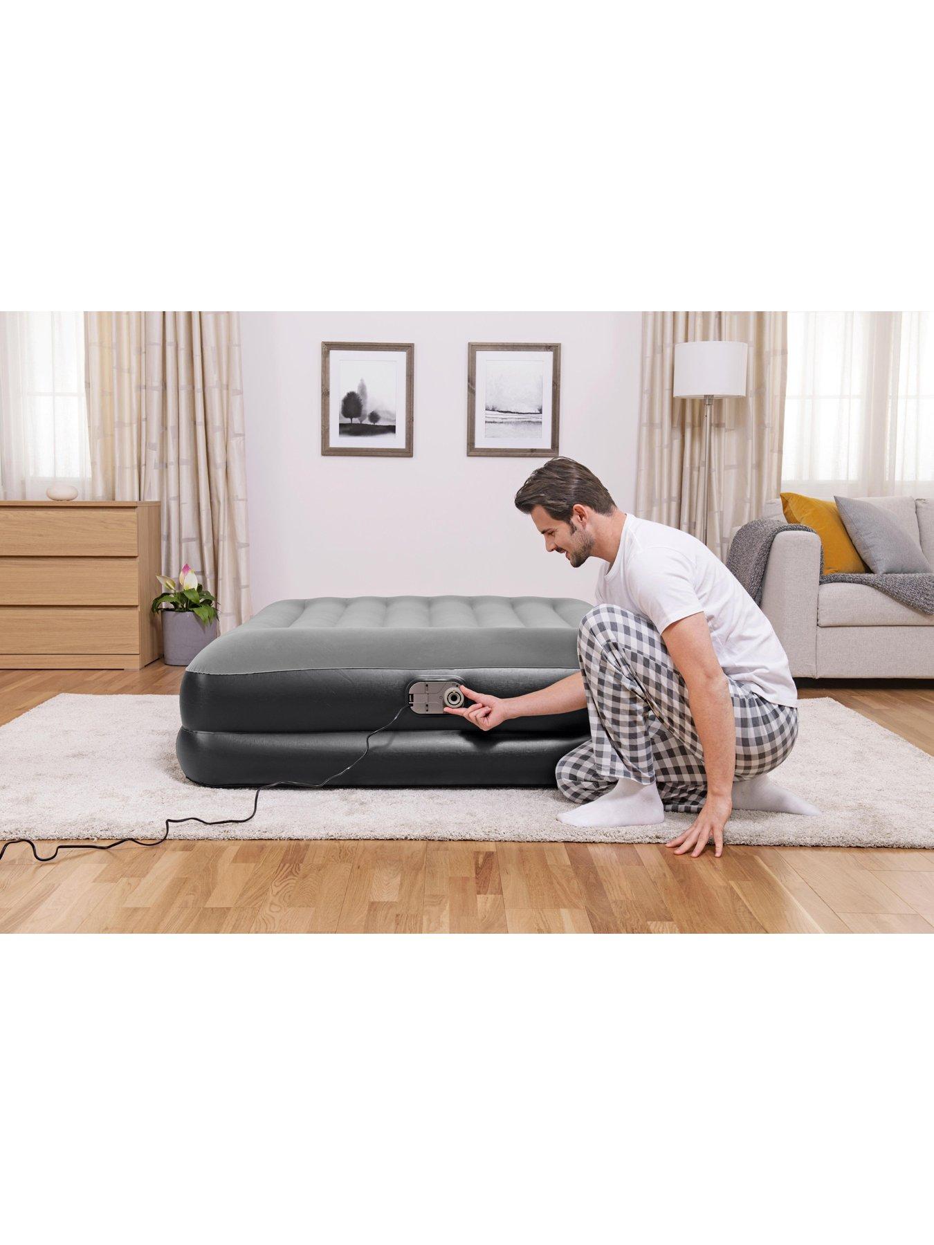 Image 5 of 7 of Bestway TriTech Queen Airbed with AC Pump