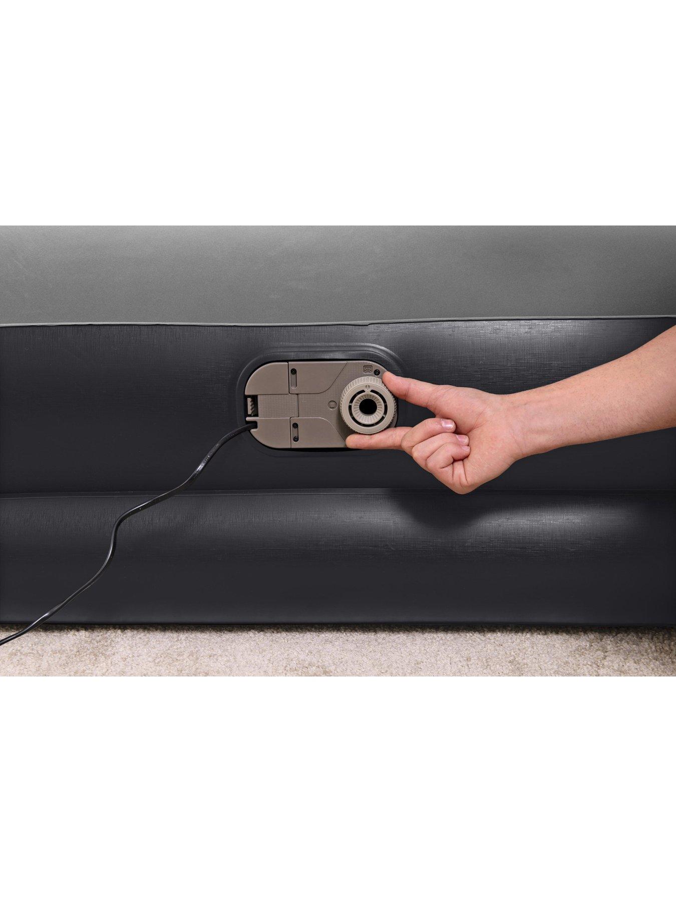Image 6 of 7 of Bestway TriTech Queen Airbed with AC Pump