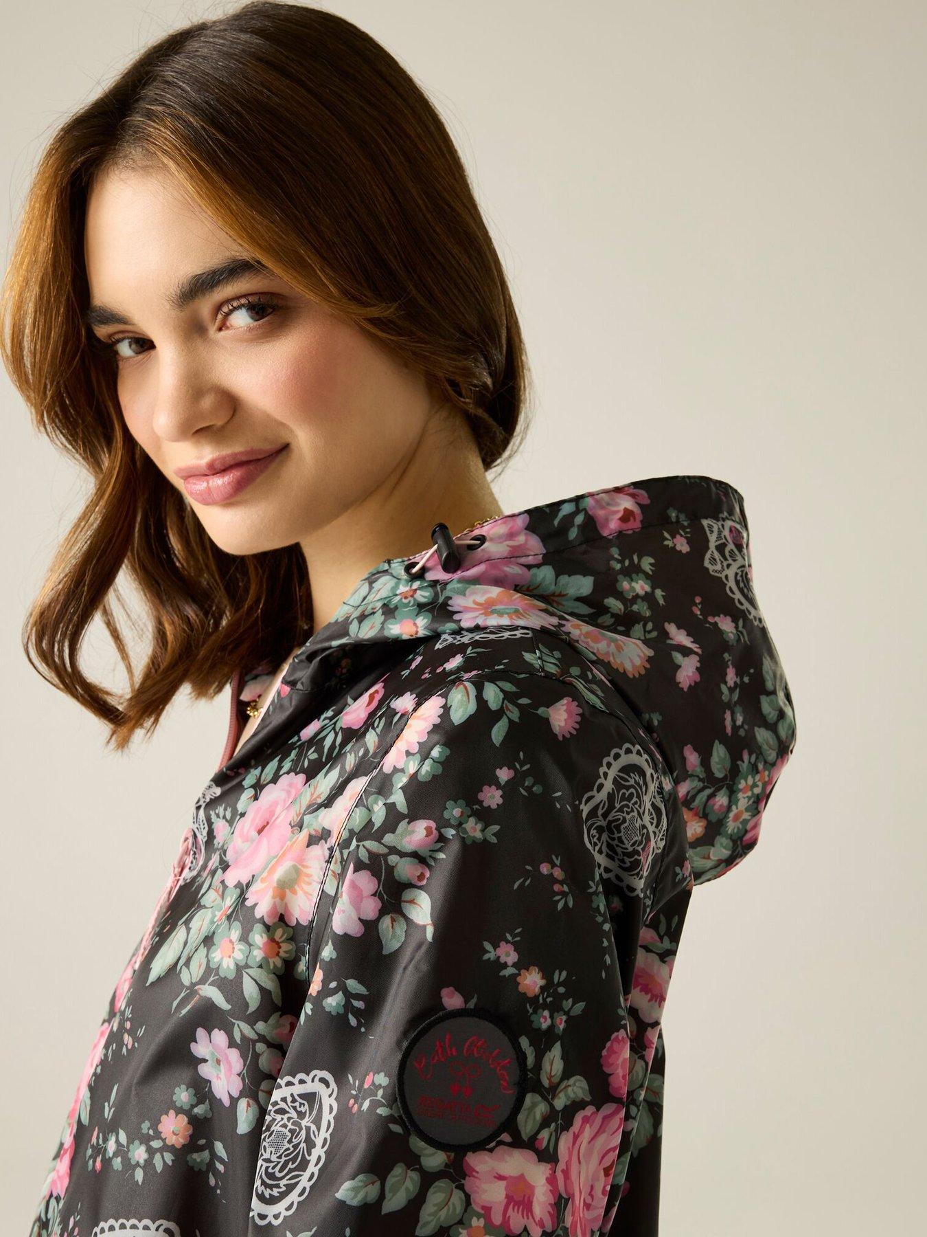 Image 5 of 7 of Regatta Ladies Cath Kidston Pack It Jacket - Black Hackney Rose