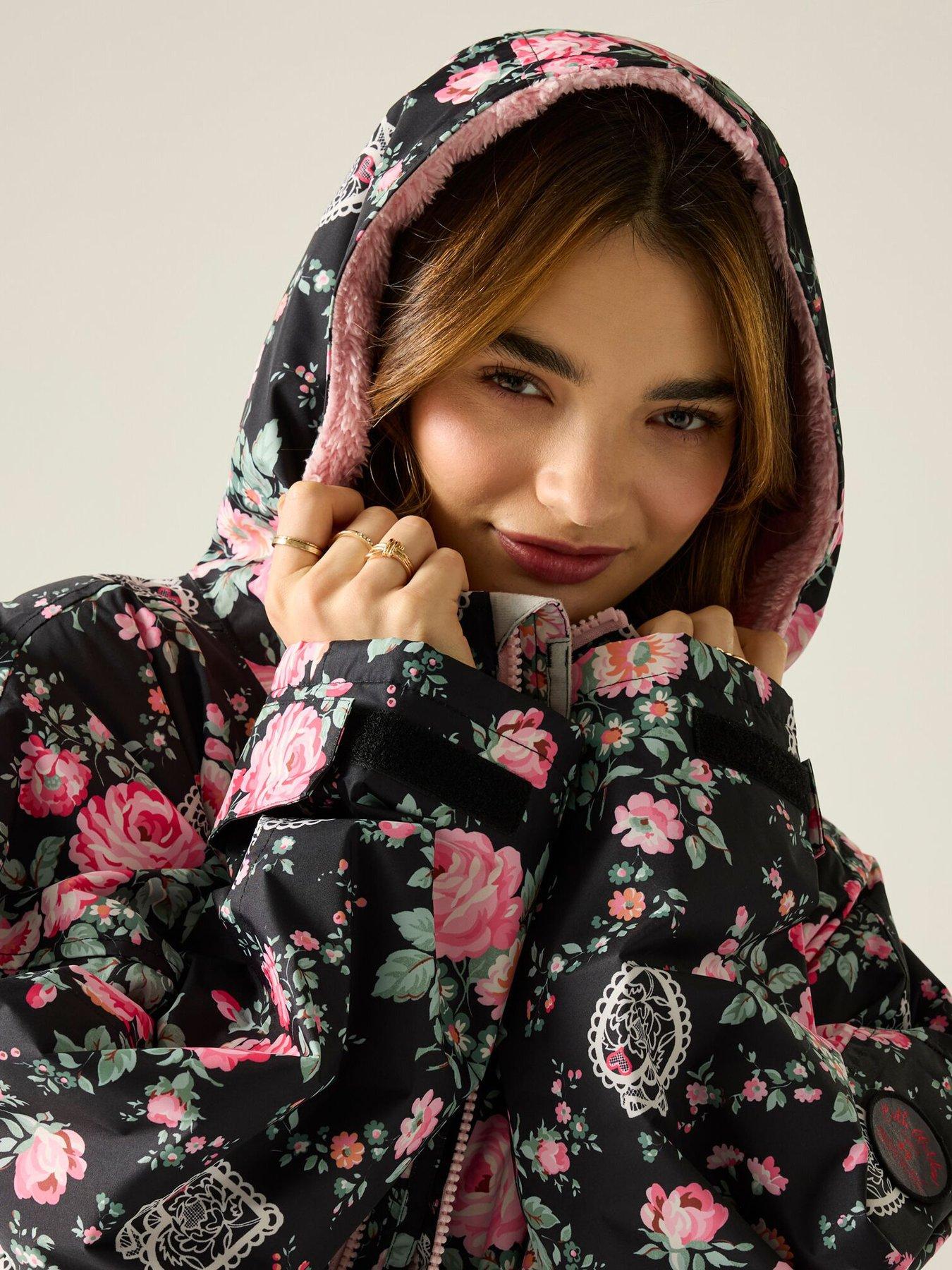 Image 2 of 7 of Regatta Ladies Cath Kidston Changing Robe - Black Hackney Rose