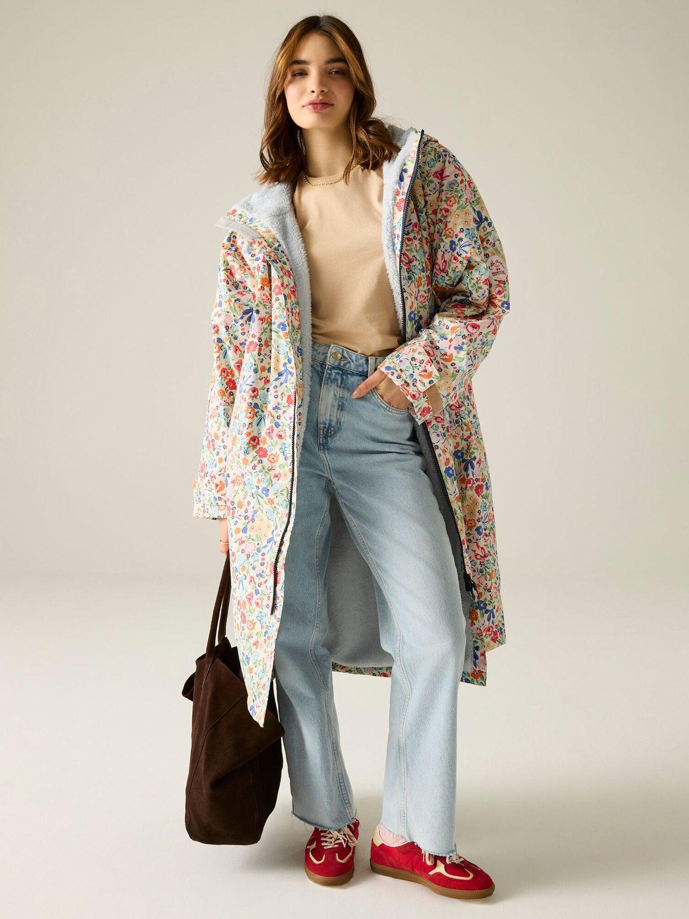 Image 1 of 7 of Regatta Ladies Cath Kidston Changing Robe - Cream Harmony Ditsy