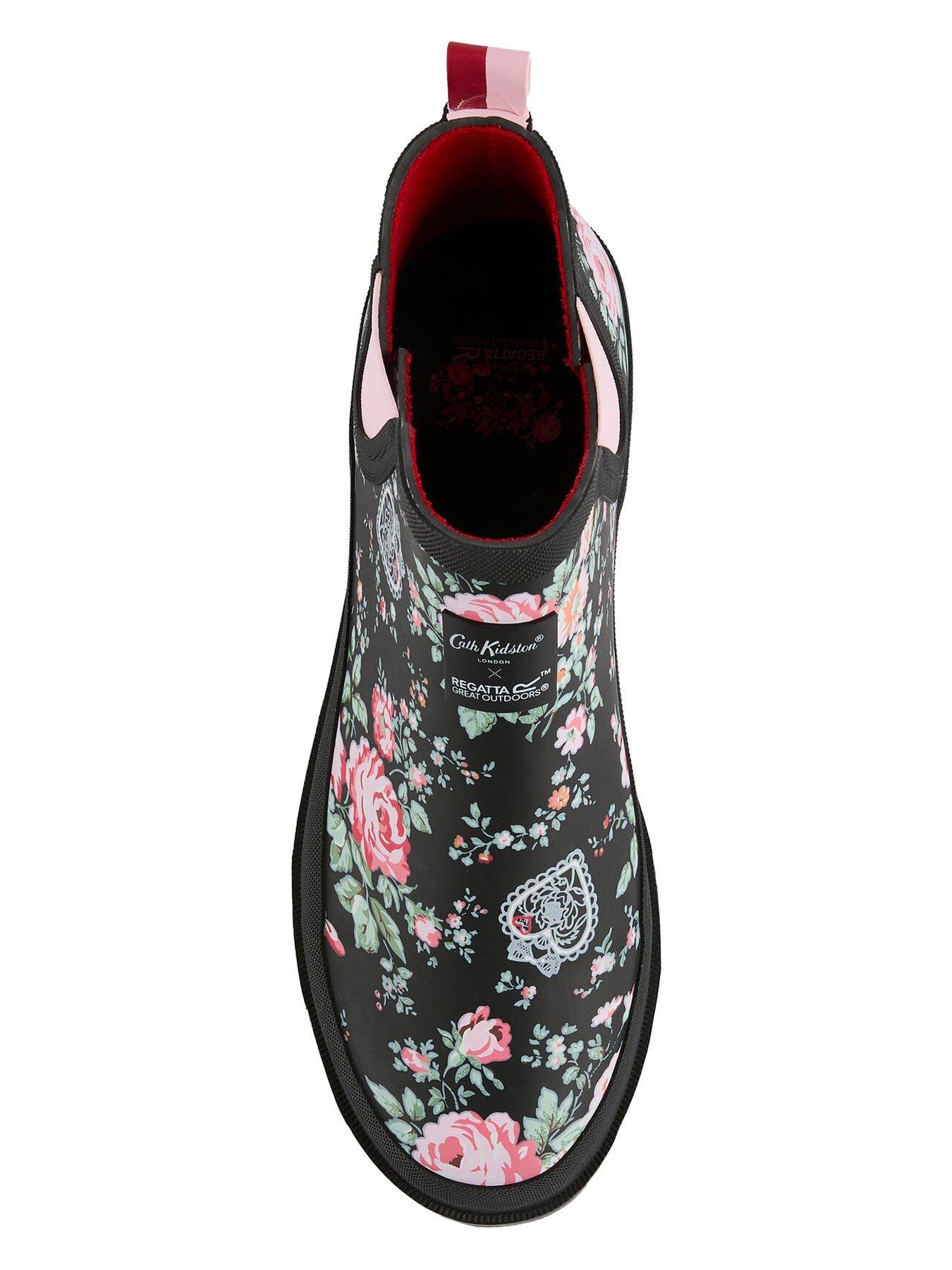 Image 5 of 6 of Regatta Ladies Cath Kidston Low Welly - Black Hackney Rose