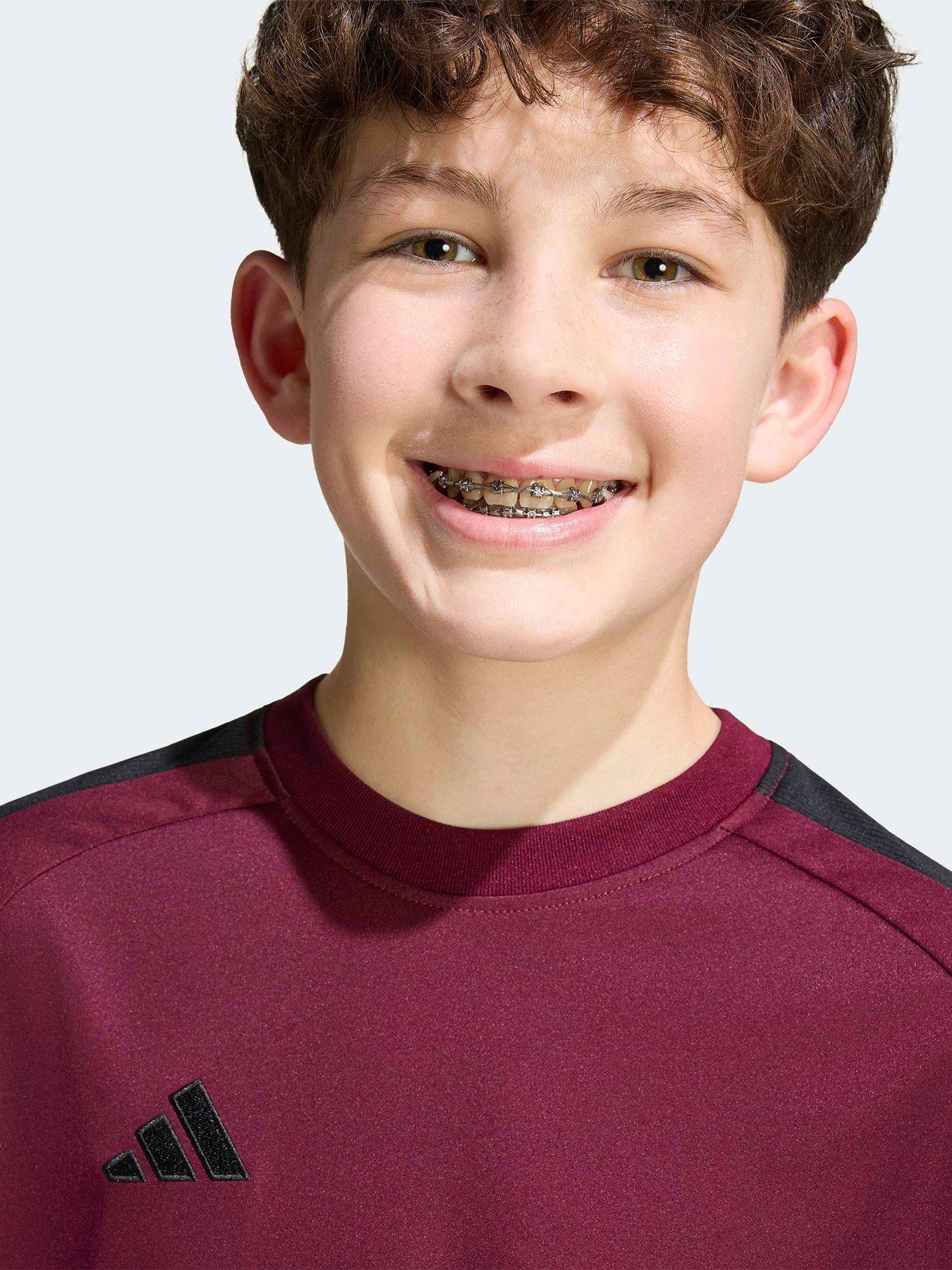Image 5 of 6 of adidas Junior Football Tiro Essentials Jersey - Burgundy
