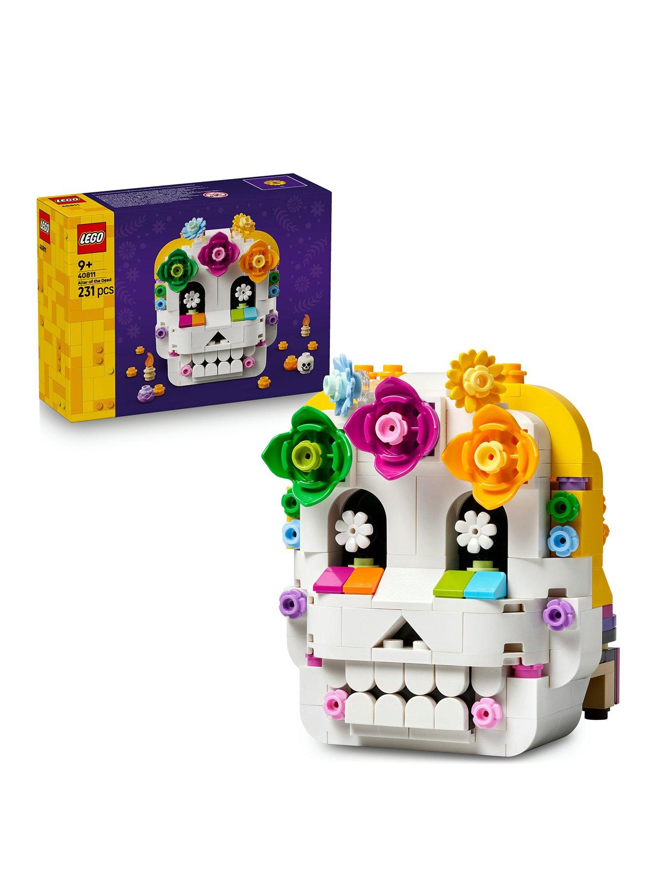 Image 1 of 7 of LEGO Altar of the Dead D&iacute;a De Los Muertos Skull Decor 40811