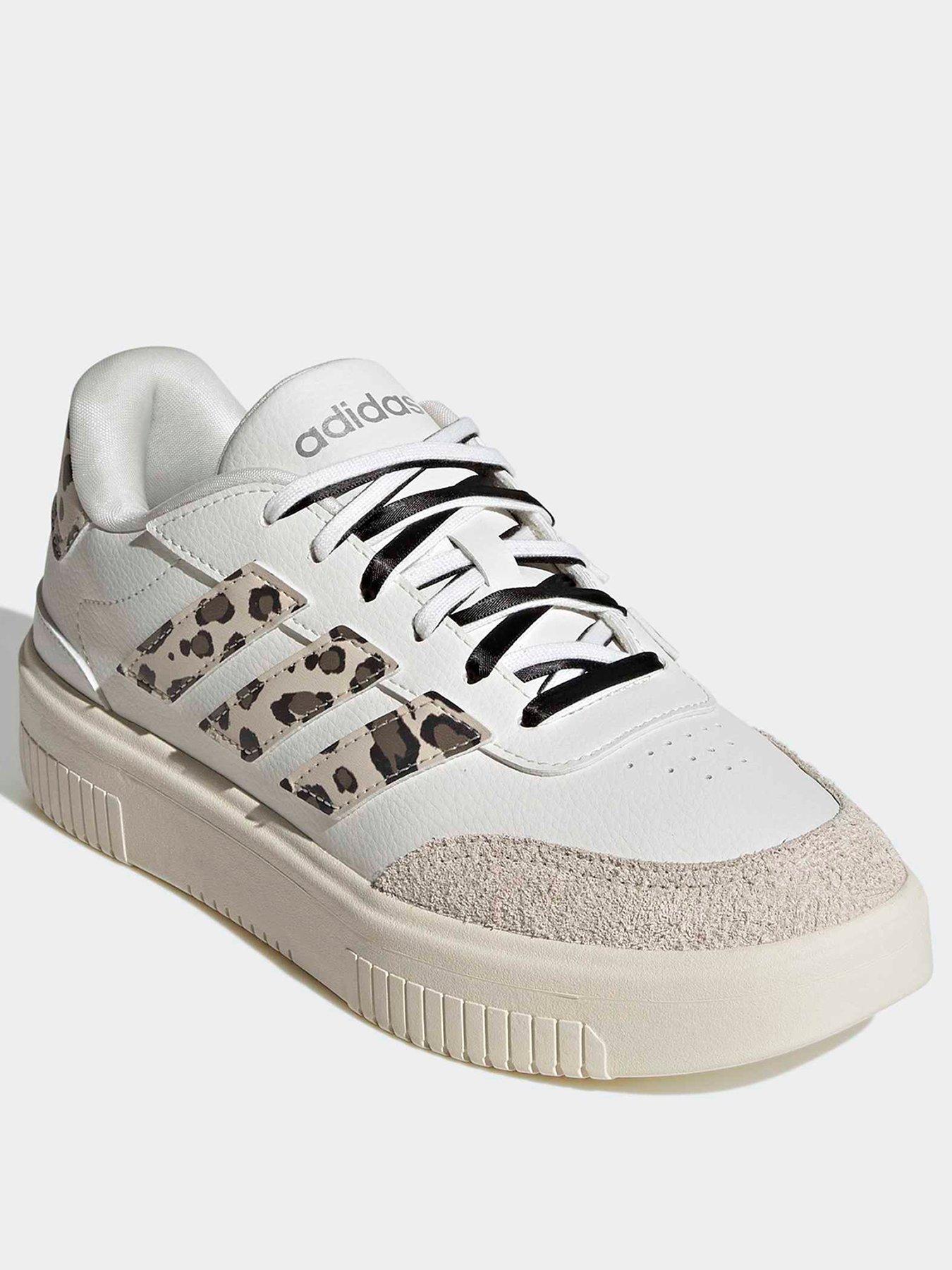 Image 2 of 7 of adidas Sportswear Womens Courtblock Bold - White