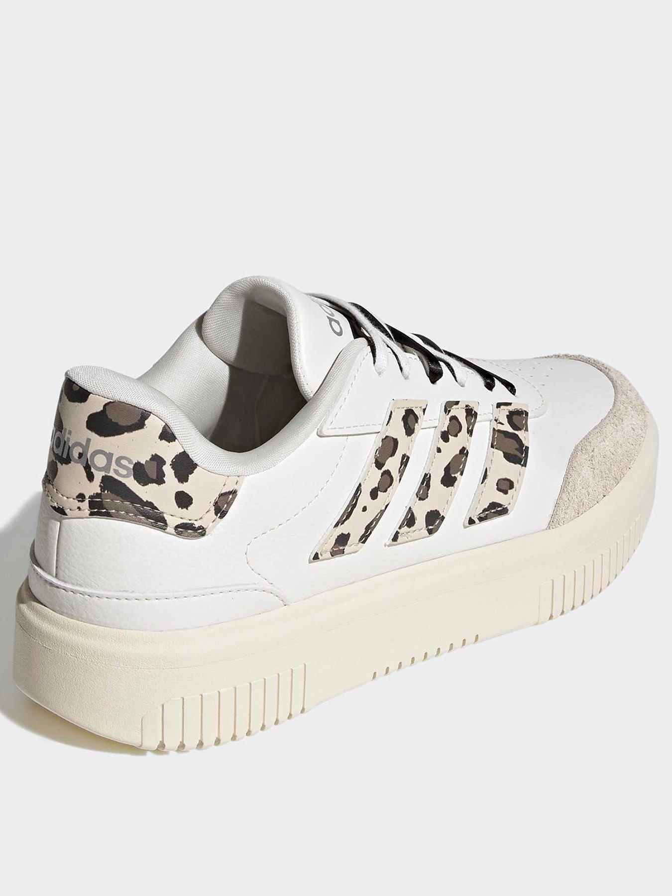 Image 3 of 7 of adidas Sportswear Womens Courtblock Bold - White