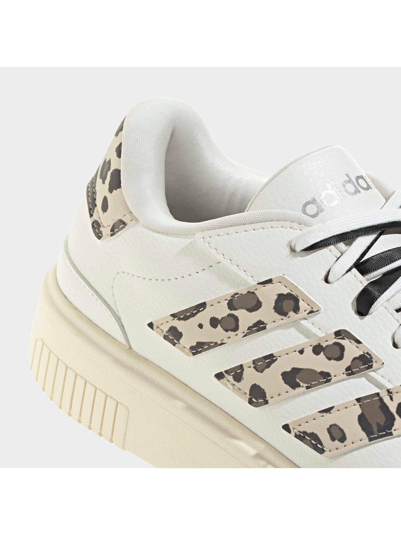 Image 6 of 7 of adidas Sportswear Womens Courtblock Bold - White