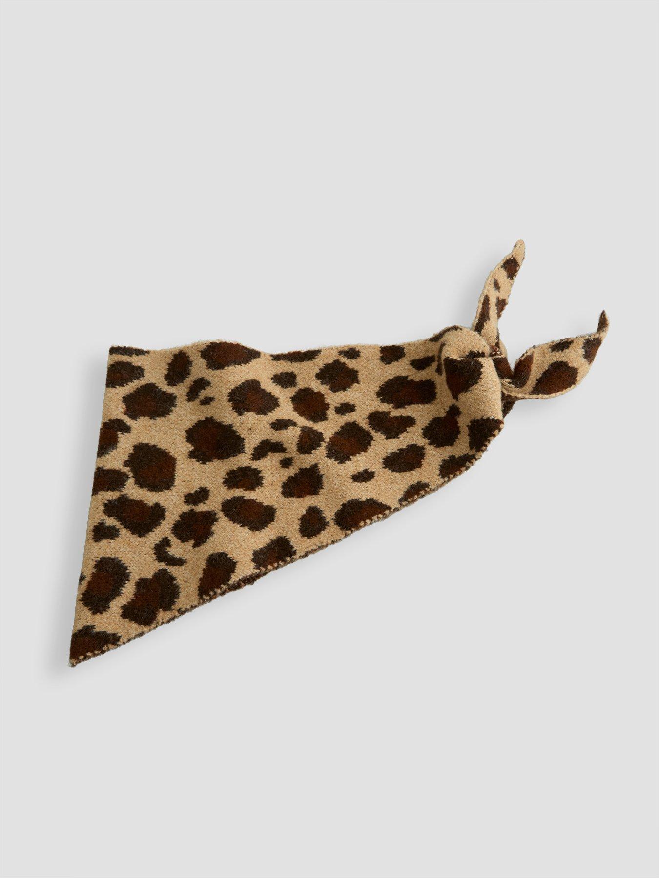 Image 3 of 5 of The Very Collection Girls Leopard Triangle Knit Scarf