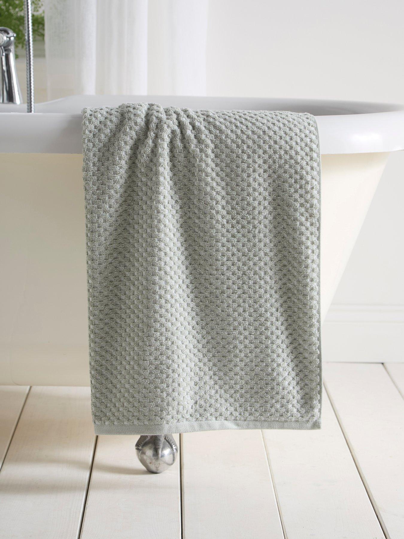 Image 1 of 4 of Dreams & Drapes Popcorn Check Towel Collection Green
