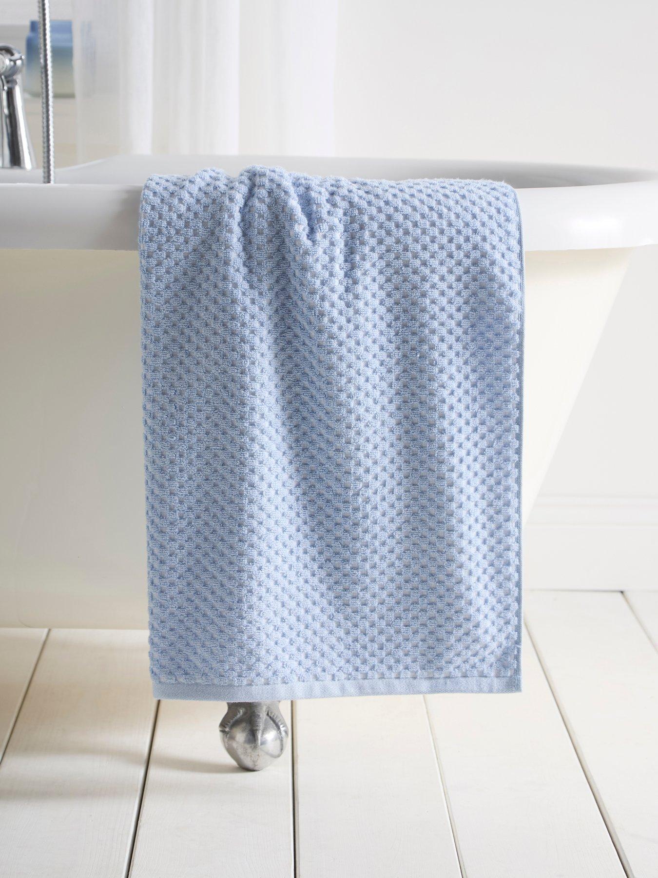 Image 1 of 4 of Dreams & Drapes Popcorn Check Towel Collection Blue