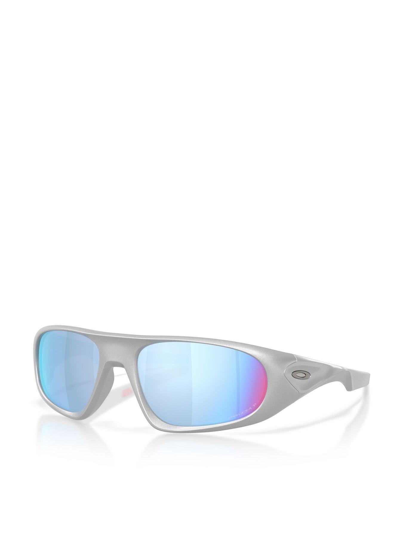 Oakley 0Oo9528 Rectangular Sunglasses, Silver, Men