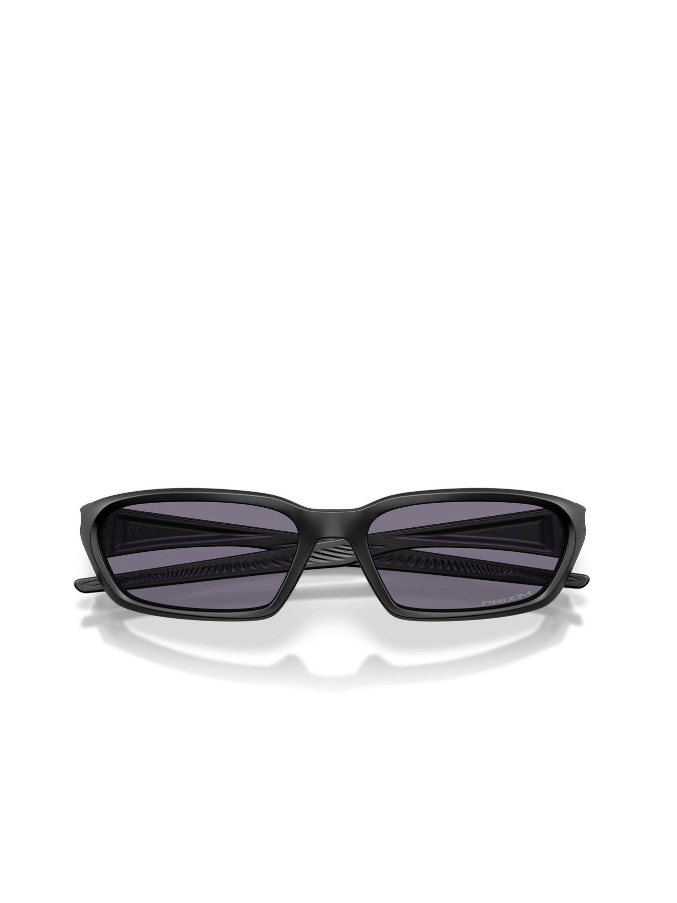 Image 5 of 5 of Oakley OAKLEY 0OO9530 Rectangular Sunglasses