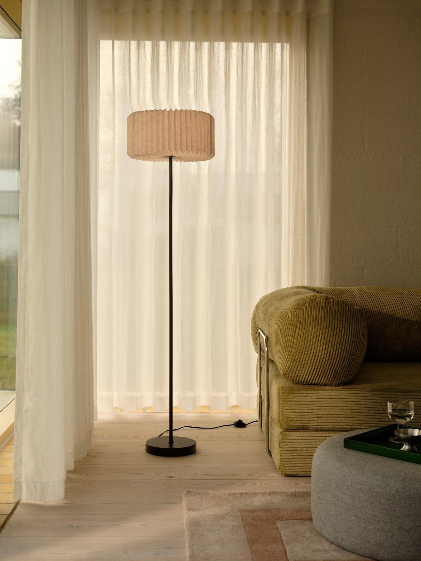 B&Q -  Vivienne Indoor Floor Lamp Black Textile E27 DiffusedMains PoweredIp20 - Image 4
