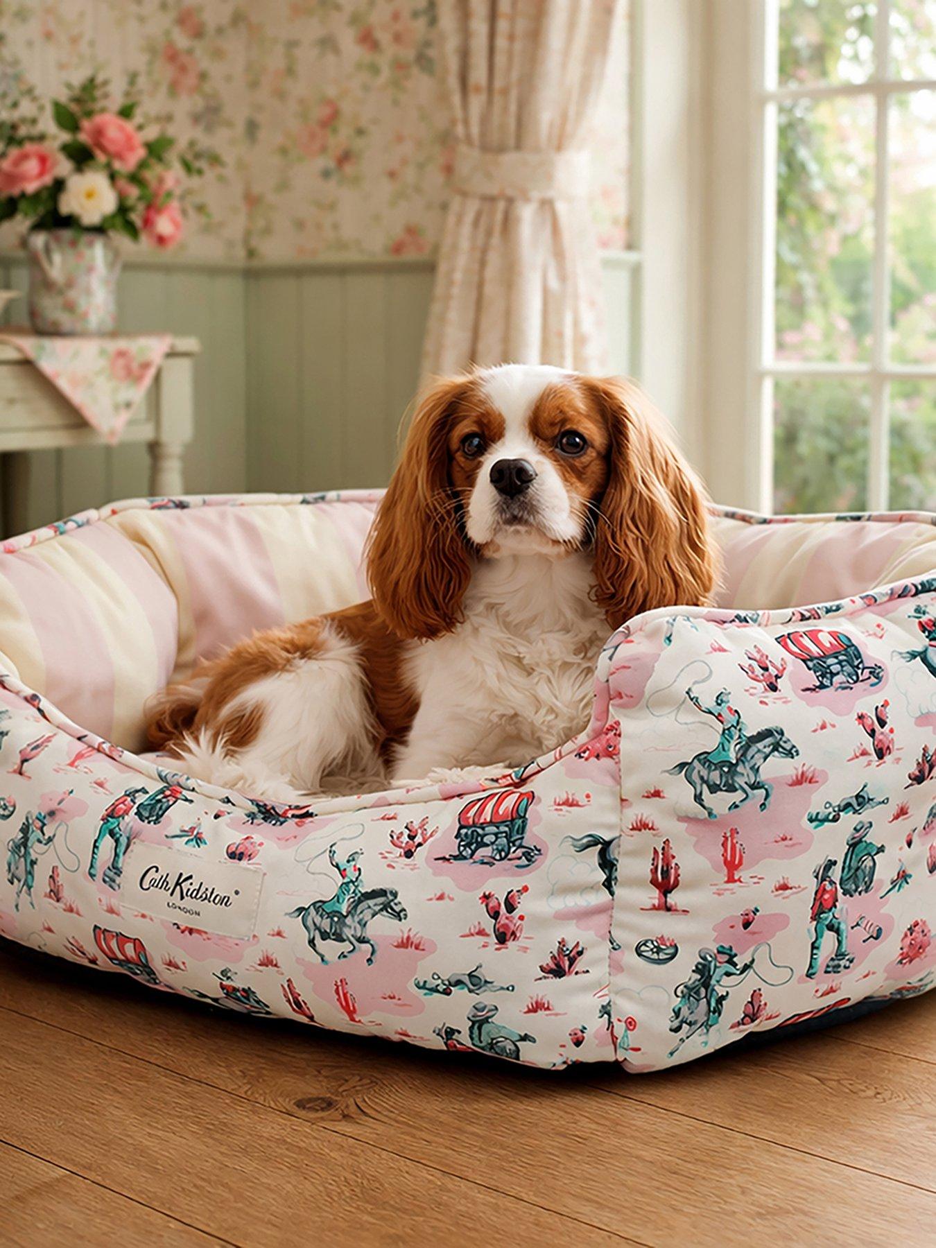 Image 1 of 5 of Cath Kidston Cowgirl Scallop Bed Small/Medium