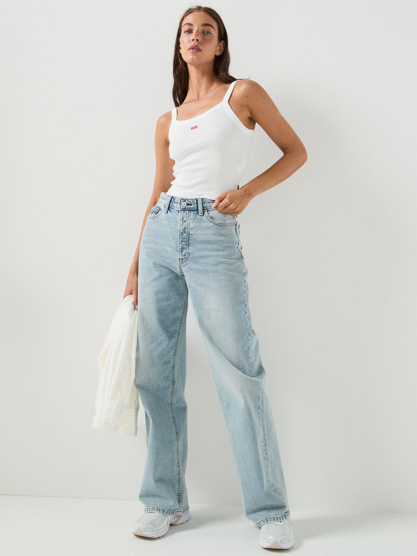 Image 3 of 5 of Levi's Long Sleeve Essential Sport Rib Tee