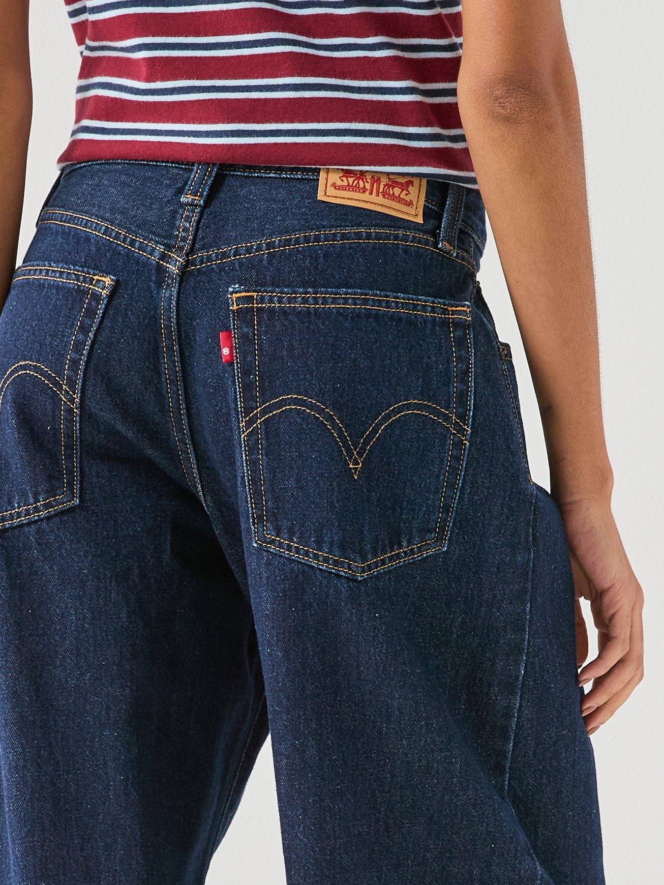 Image 4 of 6 of Levi's Middy Balloon Fit Jeans - Shaded View