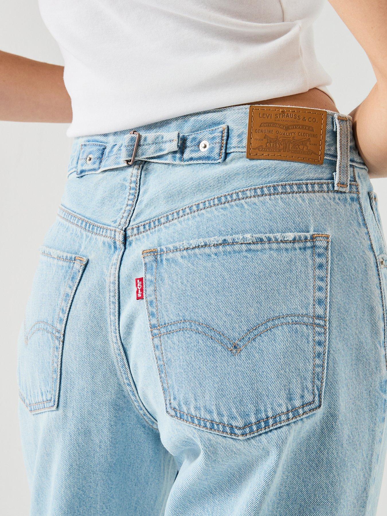 Image 4 of 5 of Levi's Loose Taper Jeans - Blue