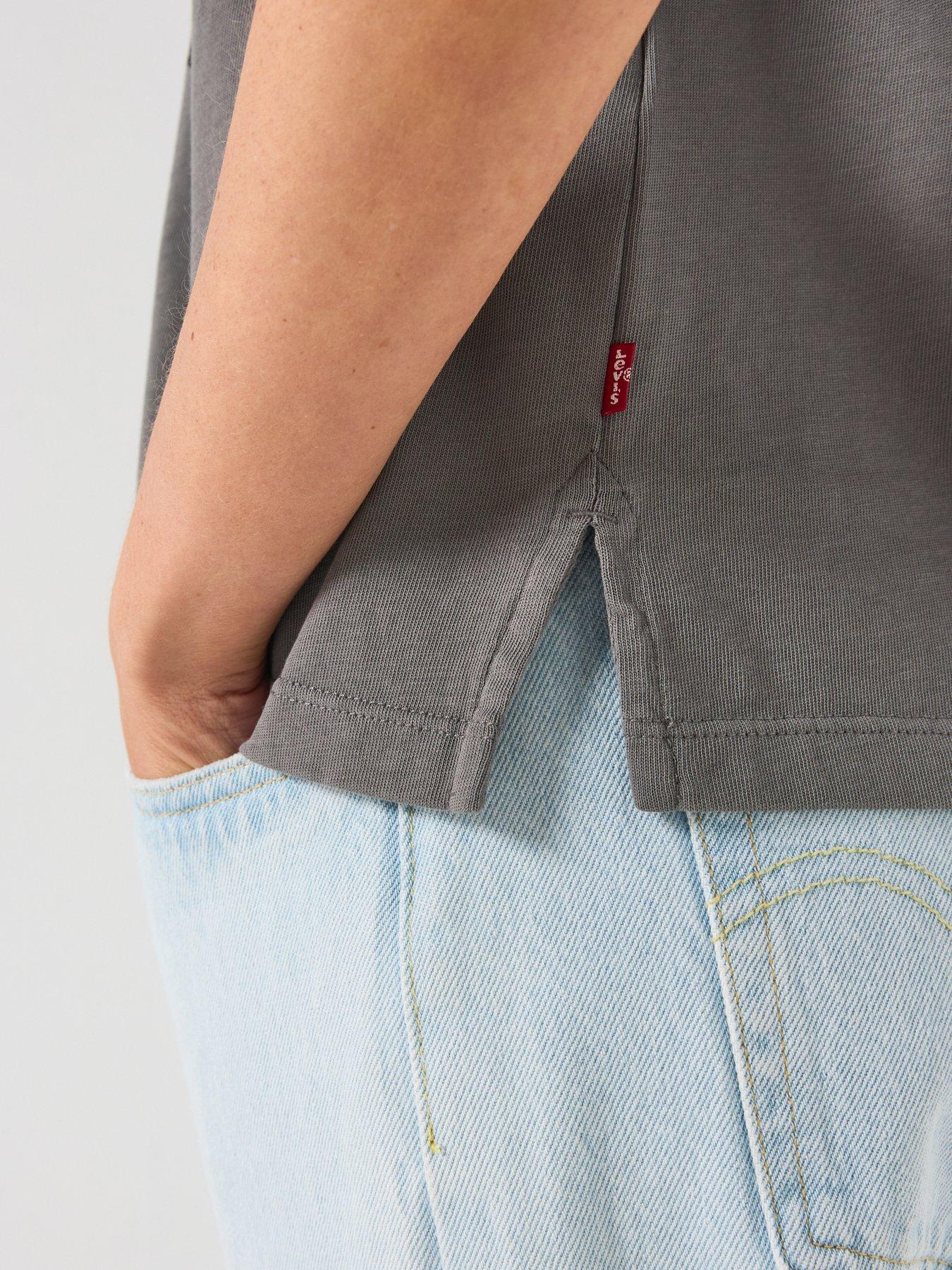 Image 6 of 6 of Levi's Graphic Vintage Tee - Blue
