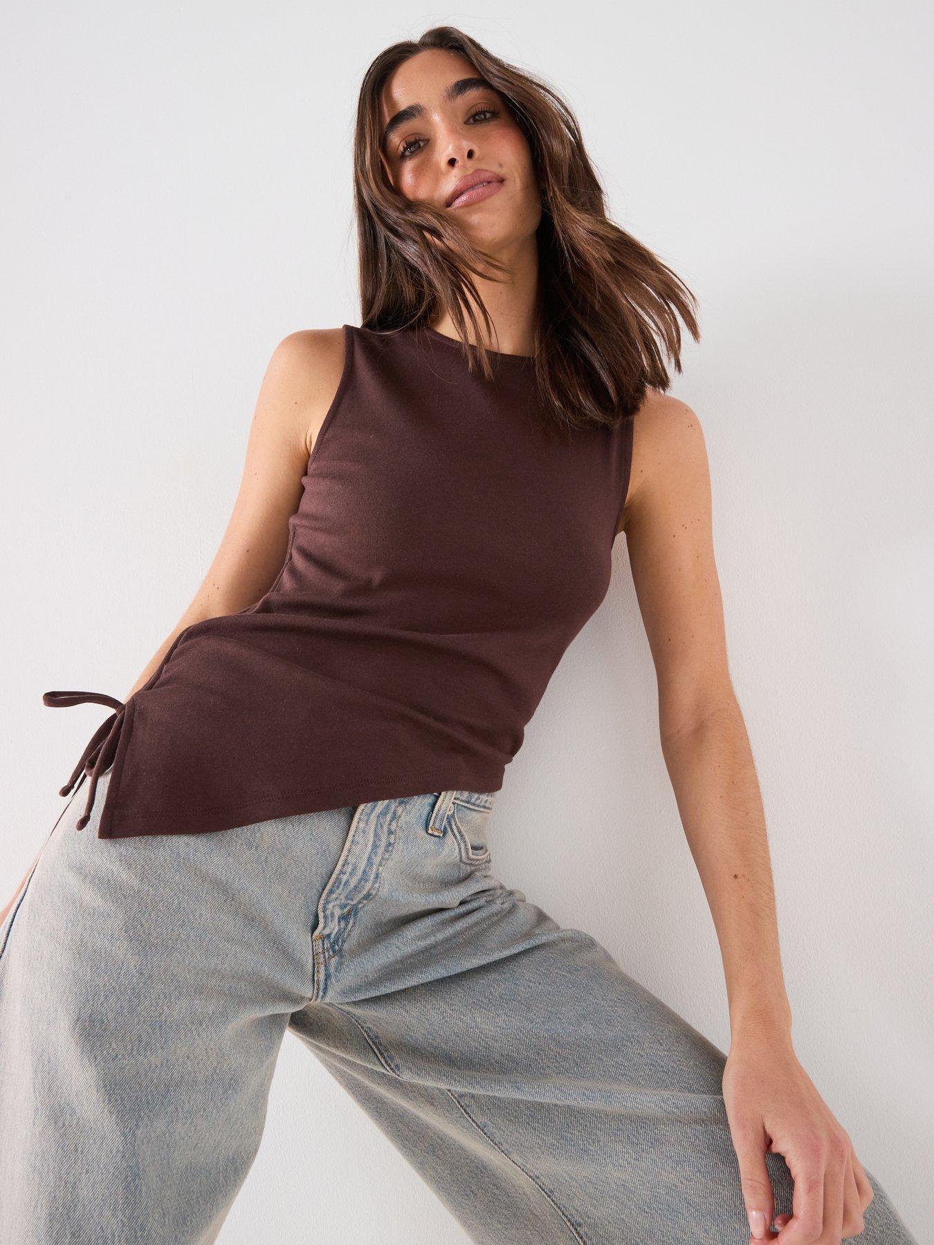 Image 5 of 6 of Levi's Alila Asymmetrical Sl Top