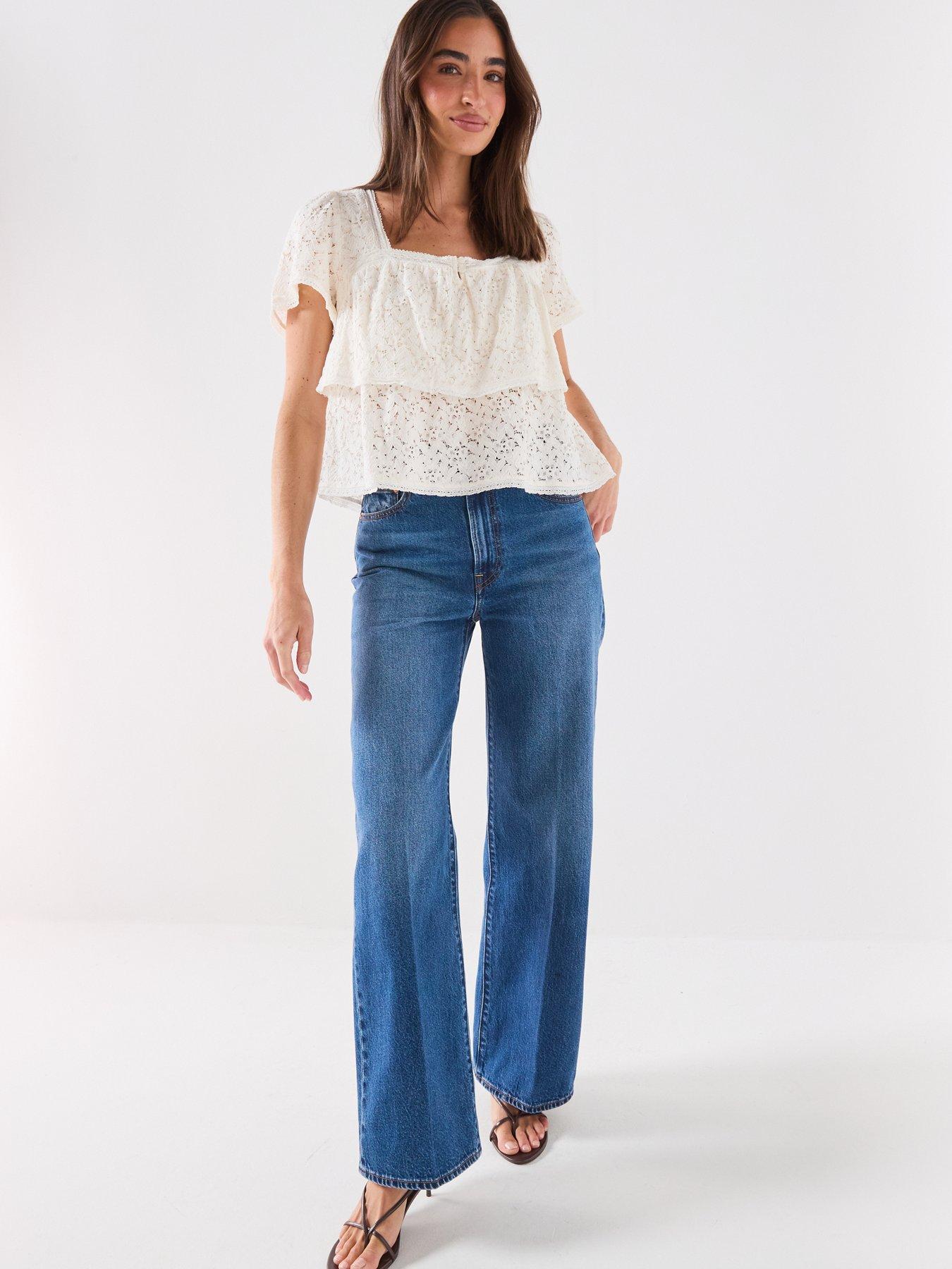 Image 3 of 6 of Levi's Dom Shortsleeve Lace Blouse - Egret - Off White