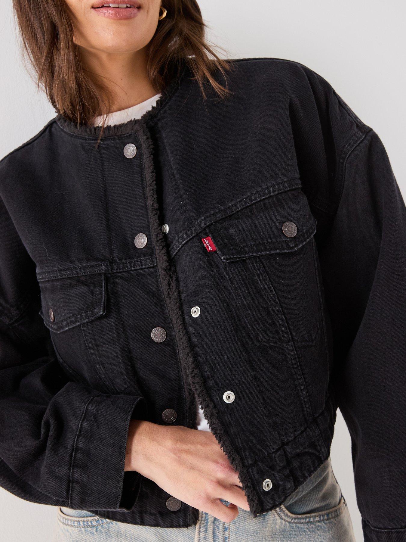 Image 5 of 6 of Levi's Collarless Crop Sherpa Trucker