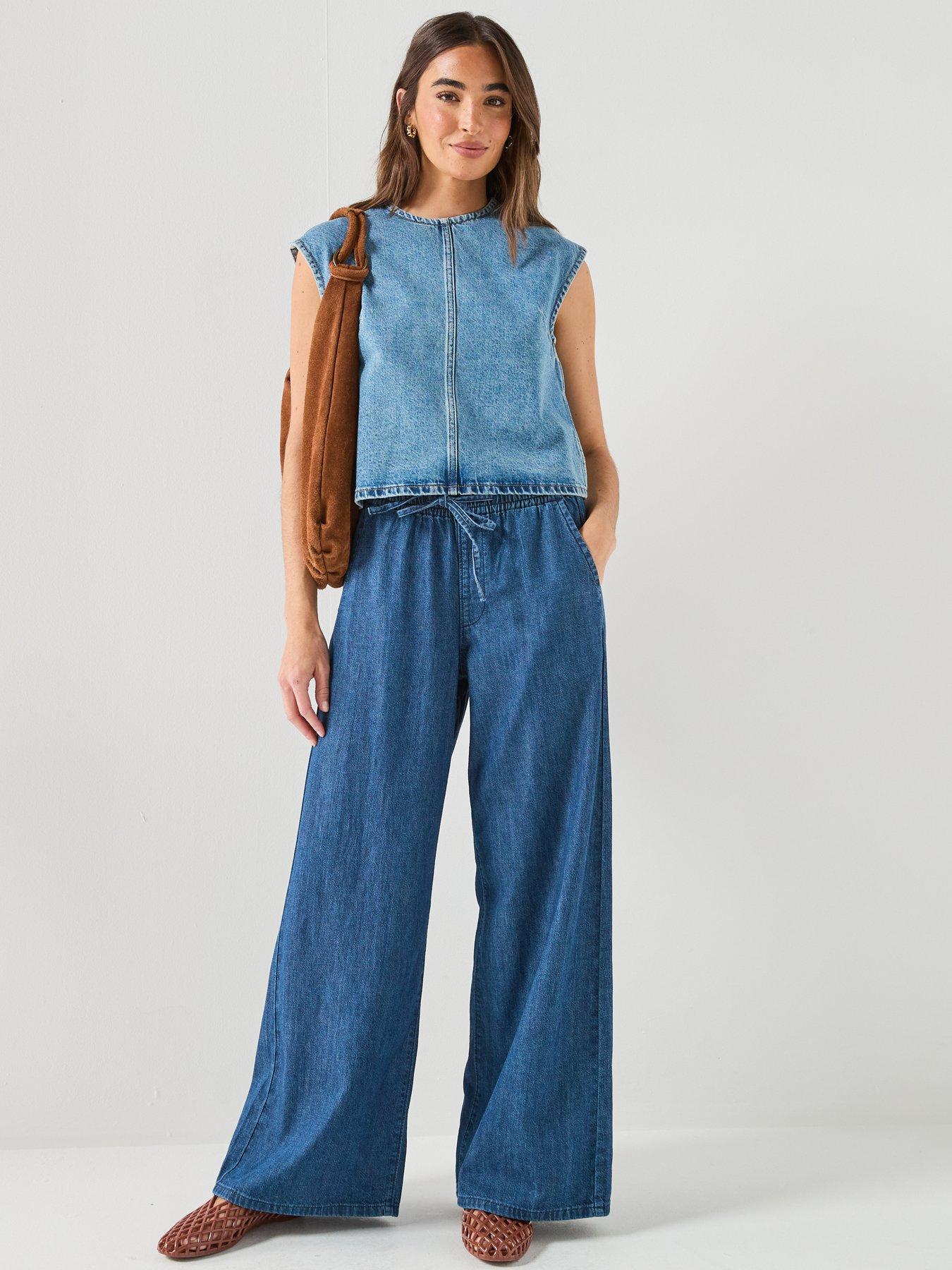 Image 3 of 6 of Levi's Denim Tee H2'26 - Blue