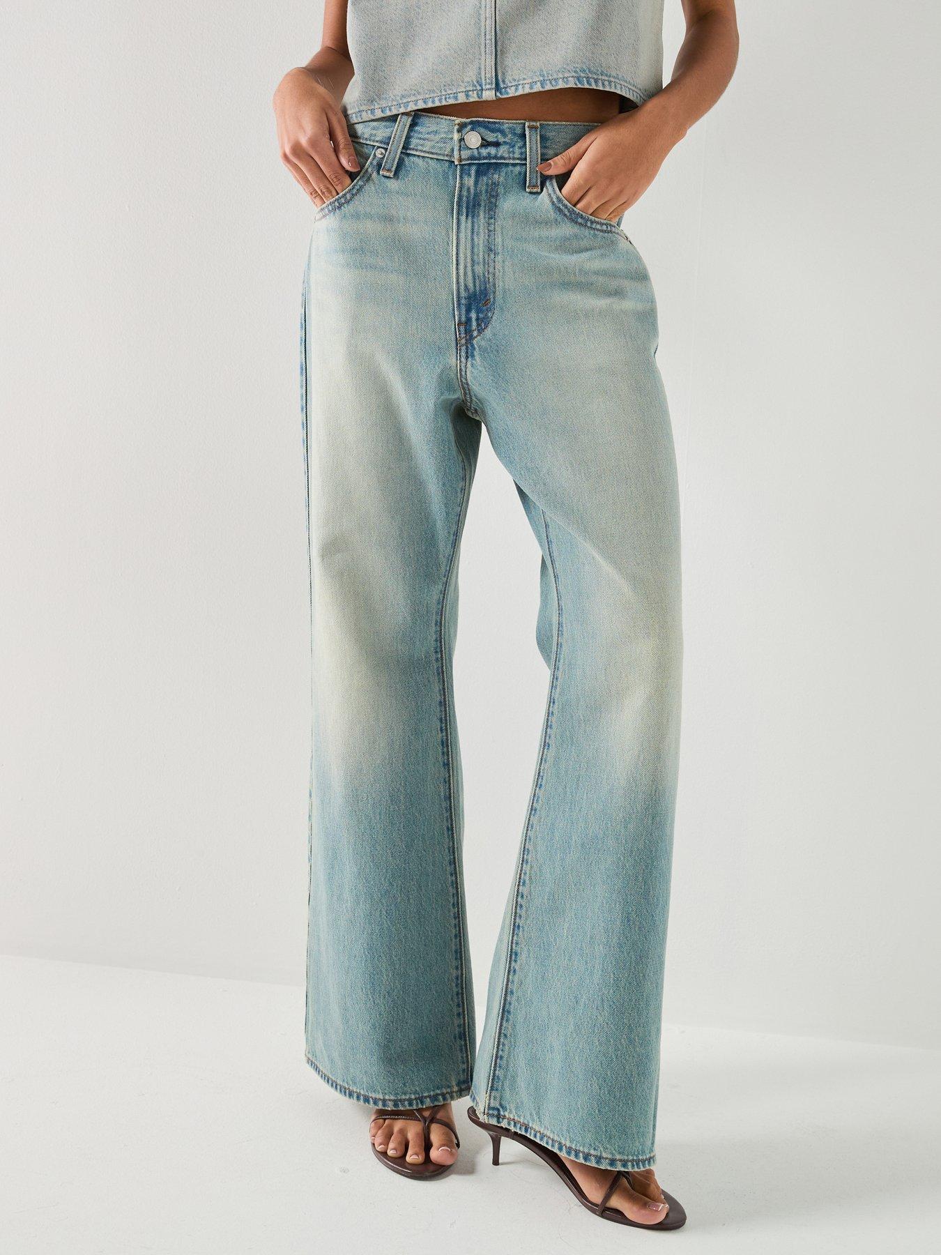 Levi's Cinch Flare