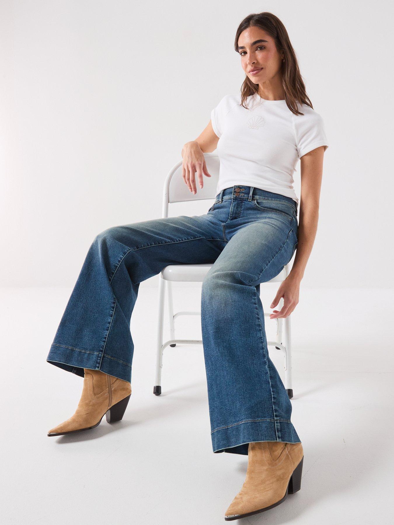 Image 4 of 6 of Levi's Tailored Wide Leg Jeans - Blue