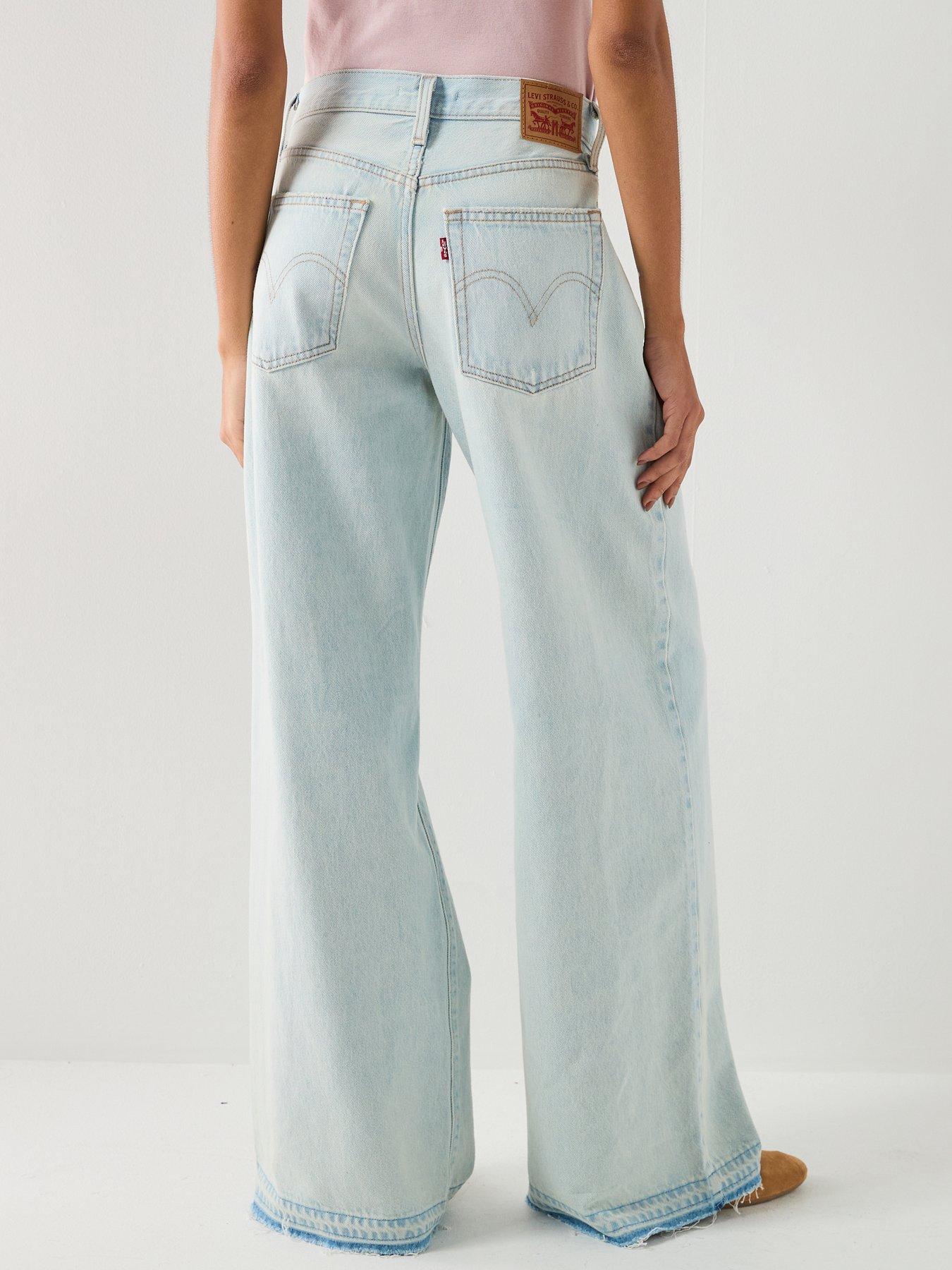 Image 2 of 6 of Levi's Middy Wide Leg Jeans - Voice Over