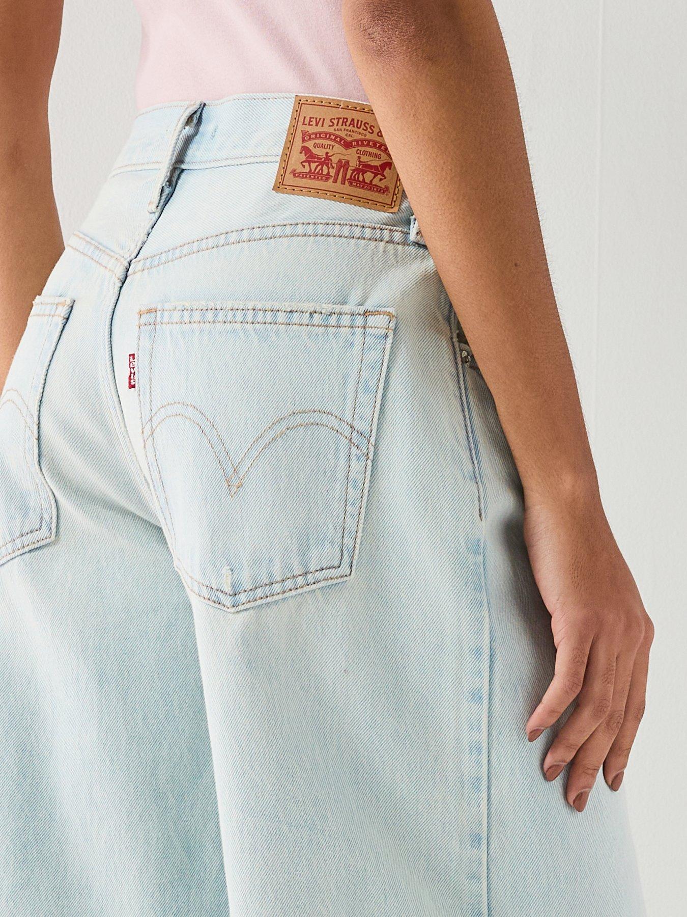 Image 5 of 6 of Levi's Middy Wide Leg Jeans - Voice Over