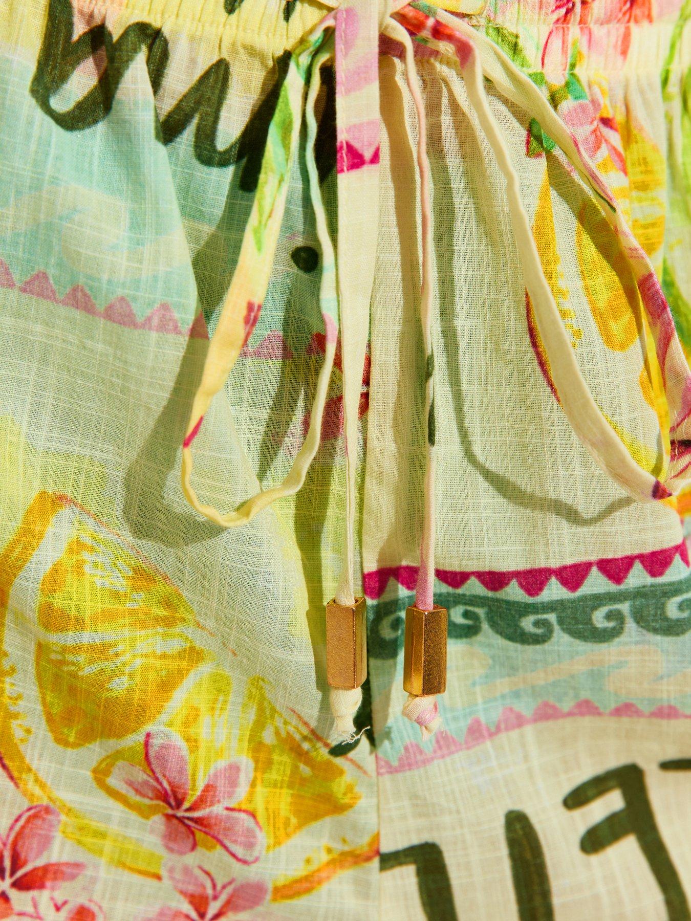 Image 5 of 5 of New Look Drawstring Waist Co-Ord Shorts - Multi