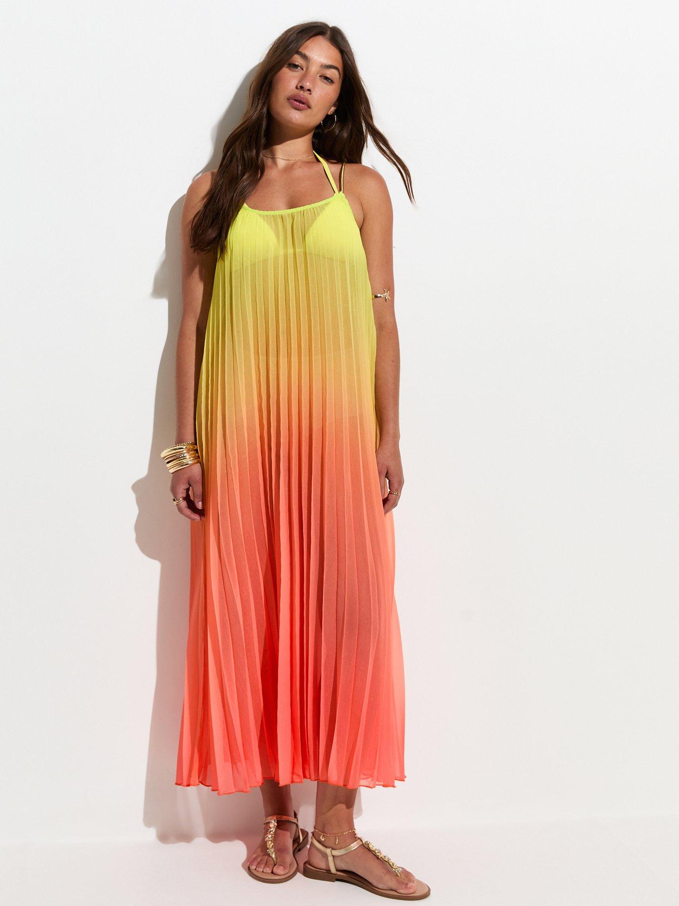 Image 3 of 5 of New Look Ombre Pleated Beach Maxi Dress - Yellow