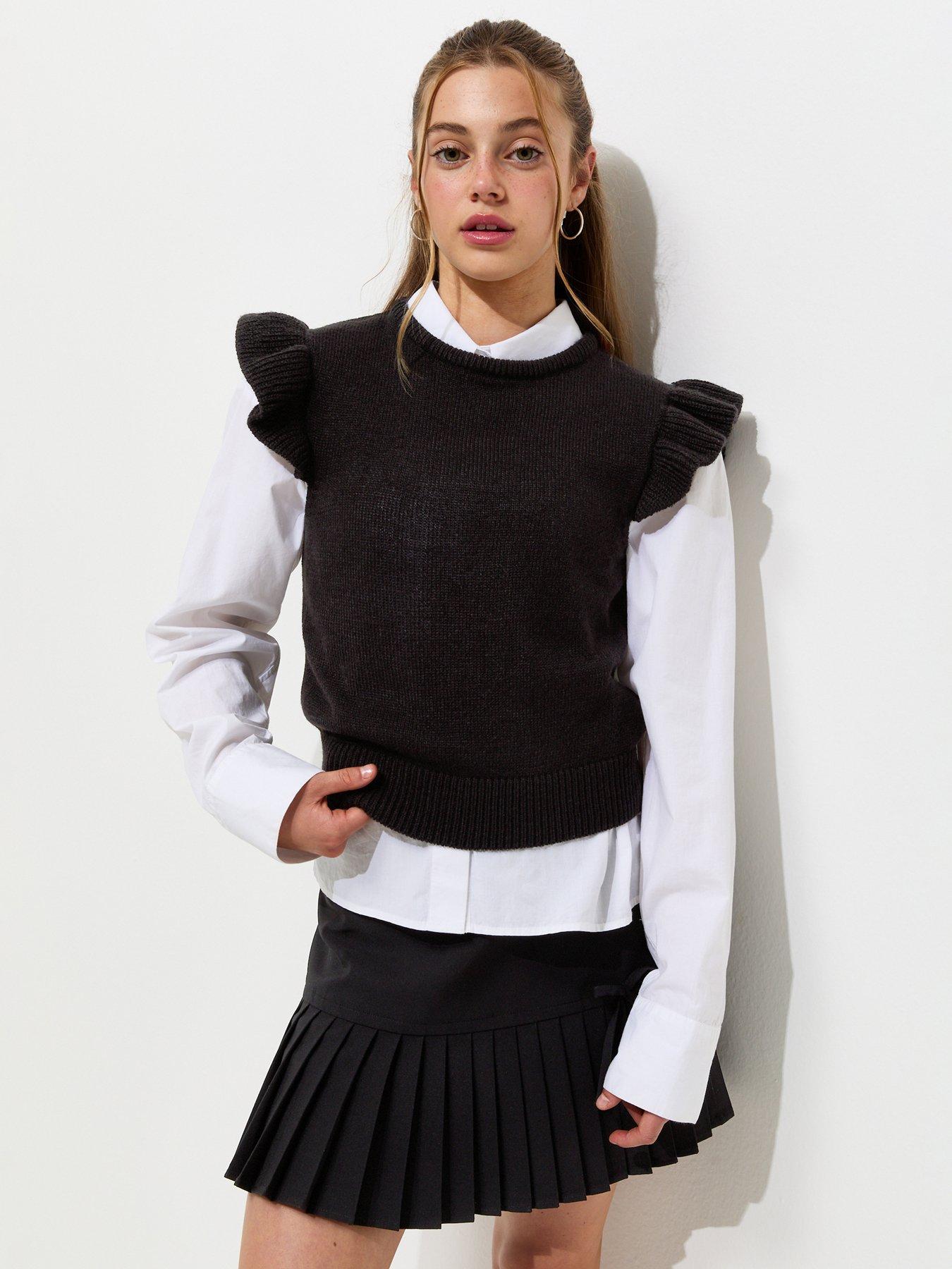New Look 915 Girls Knitted Frill Sleeve Vest Top - Black