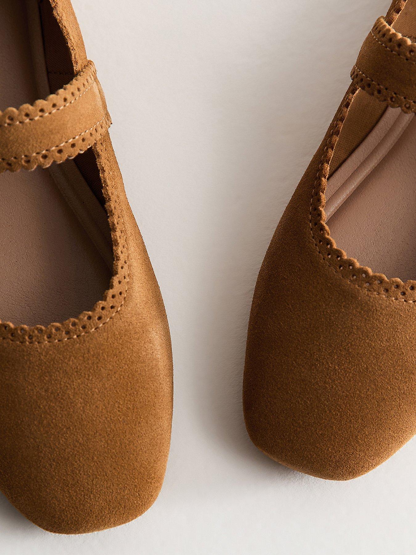 New Look Premium Suede Faux Scallop Edge Mary Jane Flats - Tan | Very