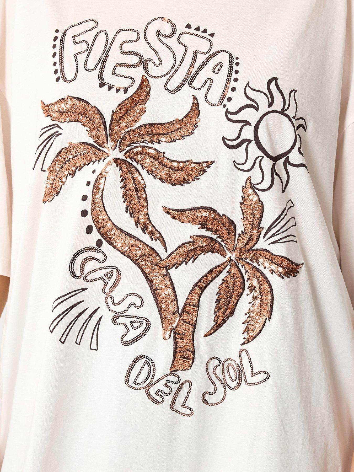 Image 4 of 5 of Yours Curve Placement Sequin Detail Boxy T-Shirt - Cream