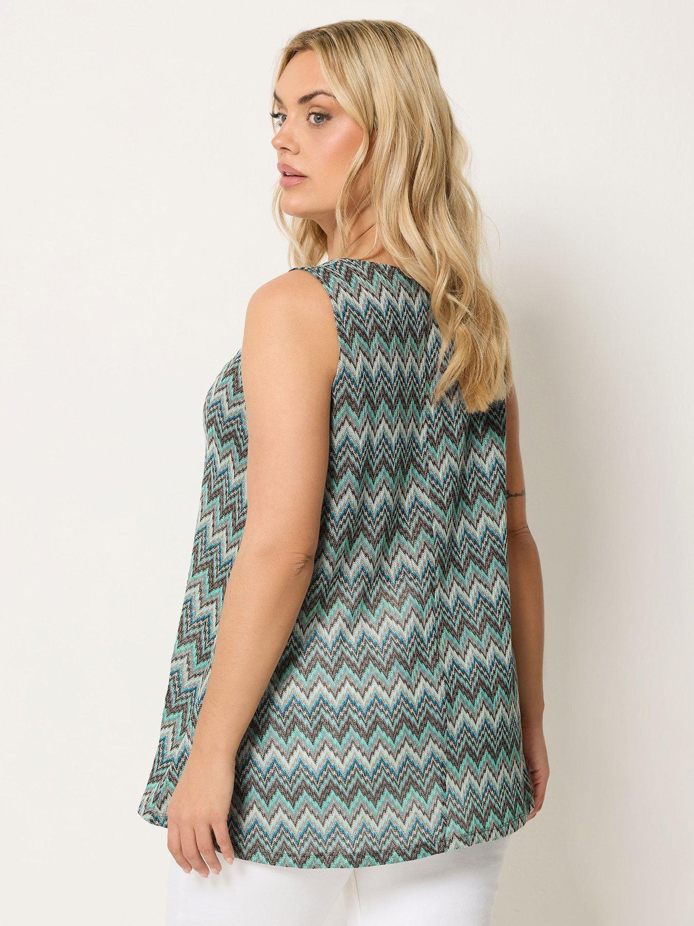Image 2 of 5 of Yours Curve Zig Zag Printed Vest