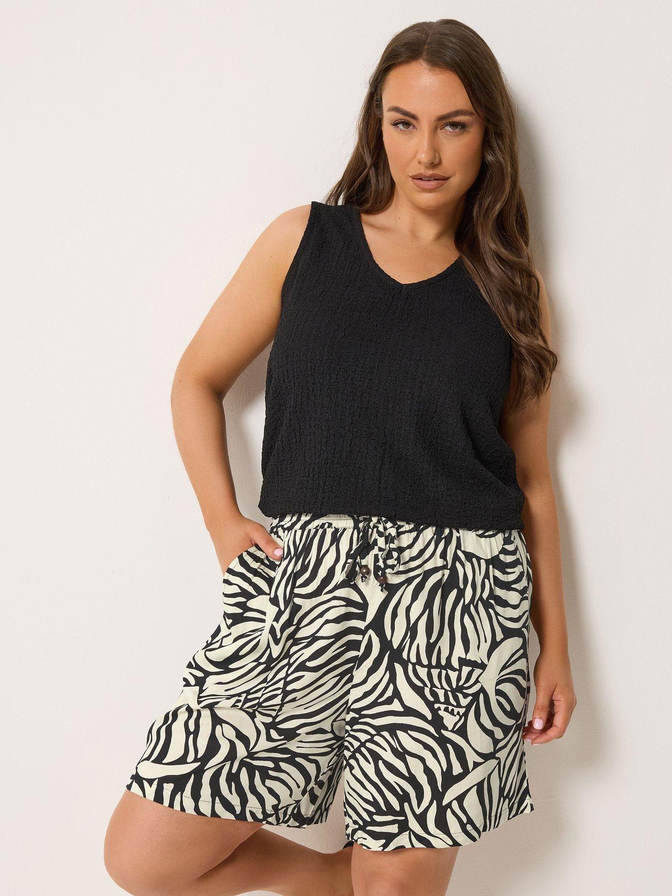 Yours Curve Zebra Print Shorts - Black