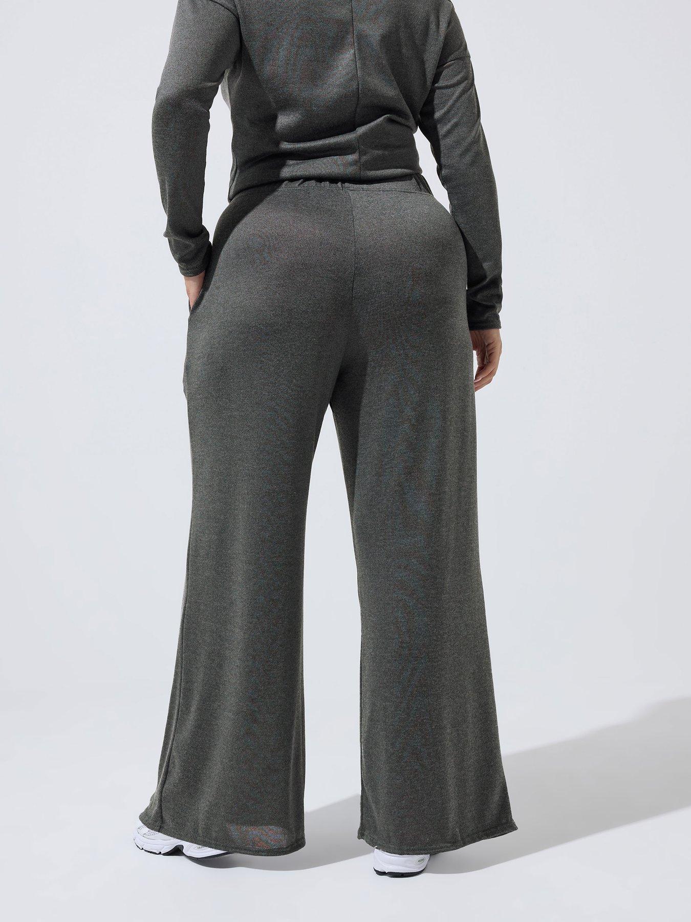 Image 2 of 4 of Yours Curve Slouch Wide Leg Co Ord - Black