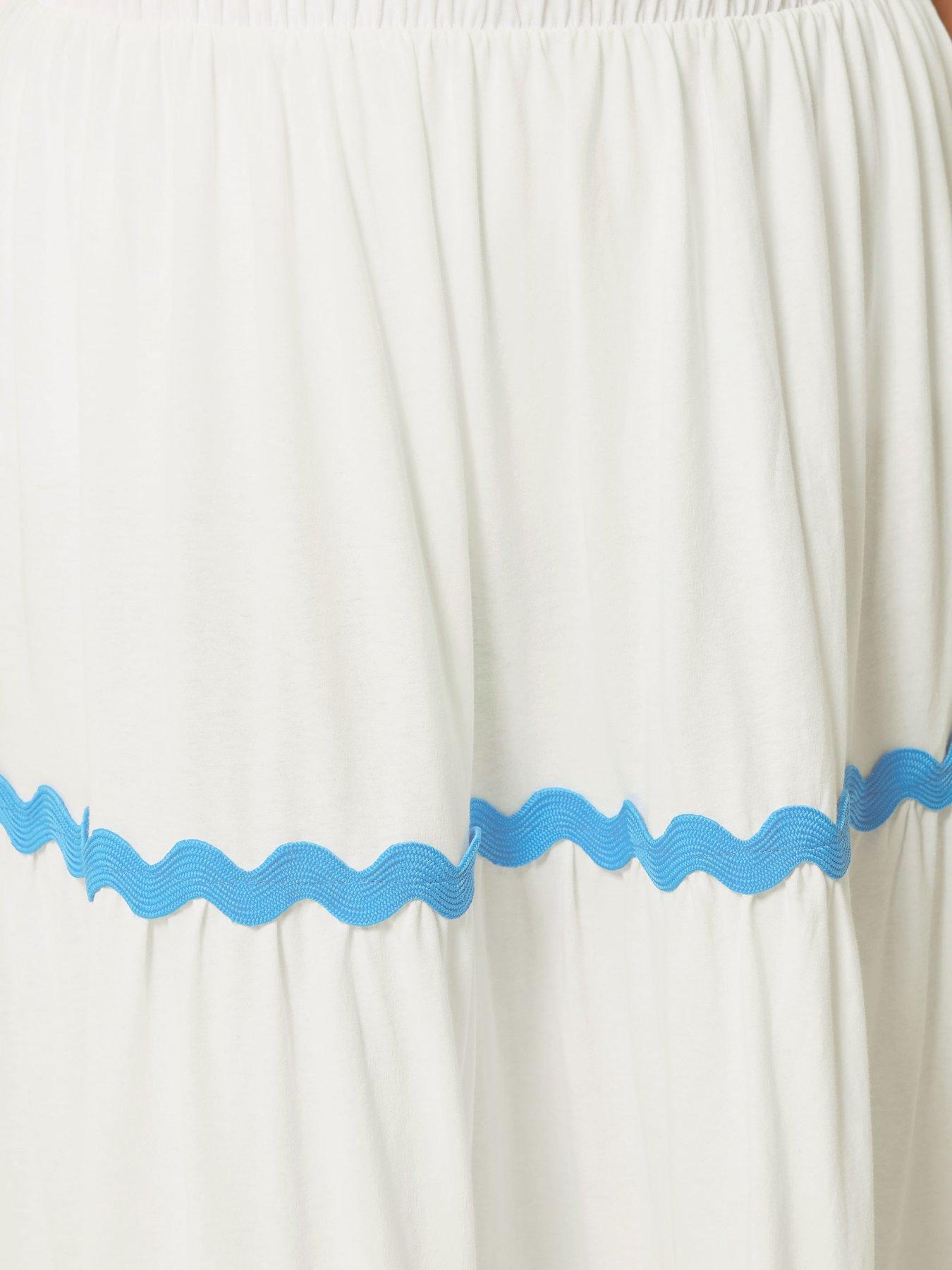 Image 4 of 4 of Yours Curve Ric Rac Jersey Skirt - White