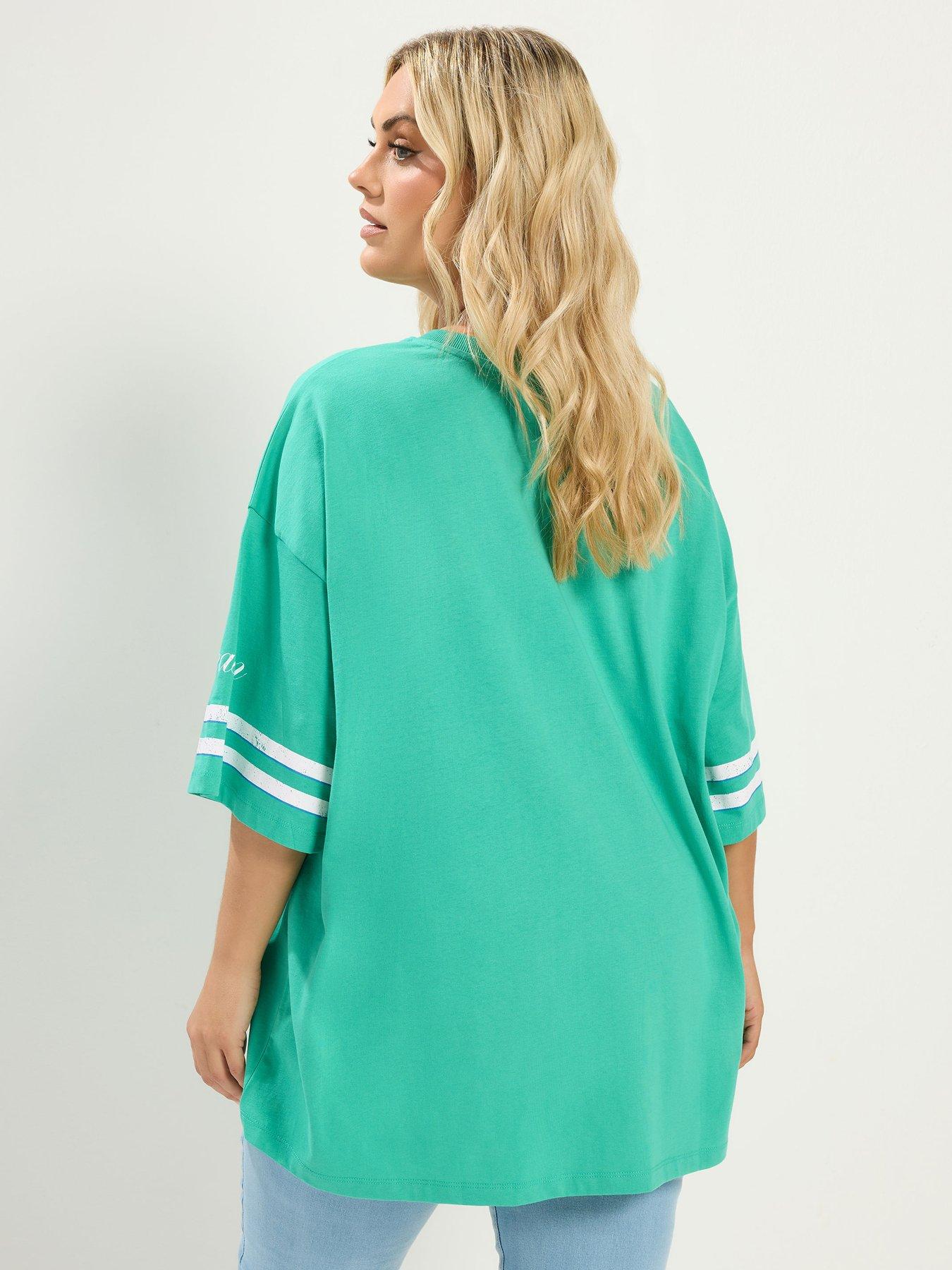 Image 2 of 4 of Yours Curve Varsity Placement V-Neck Boxy T-Shirt - Green