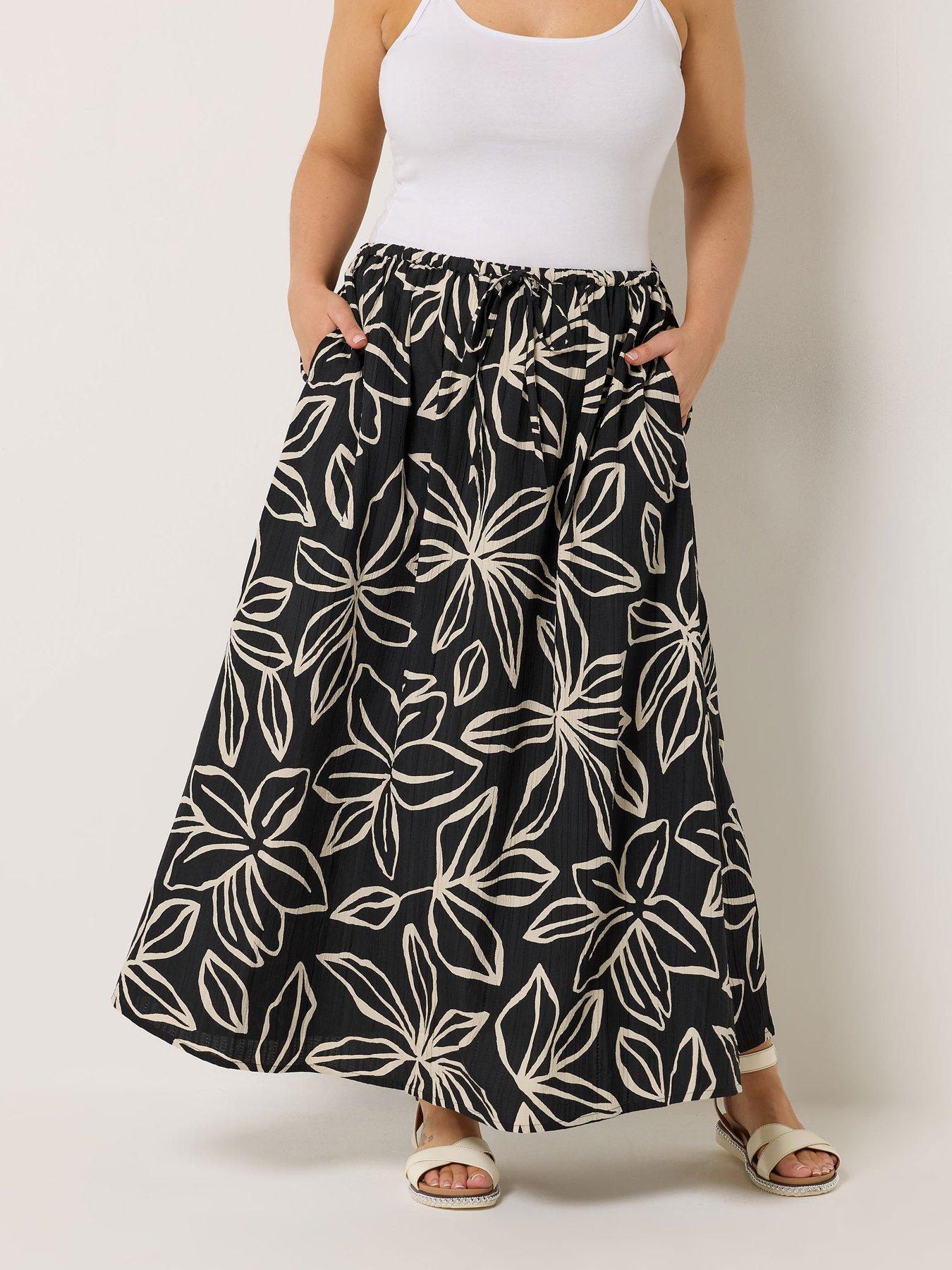 Yours Curve Floral Textured Skirt